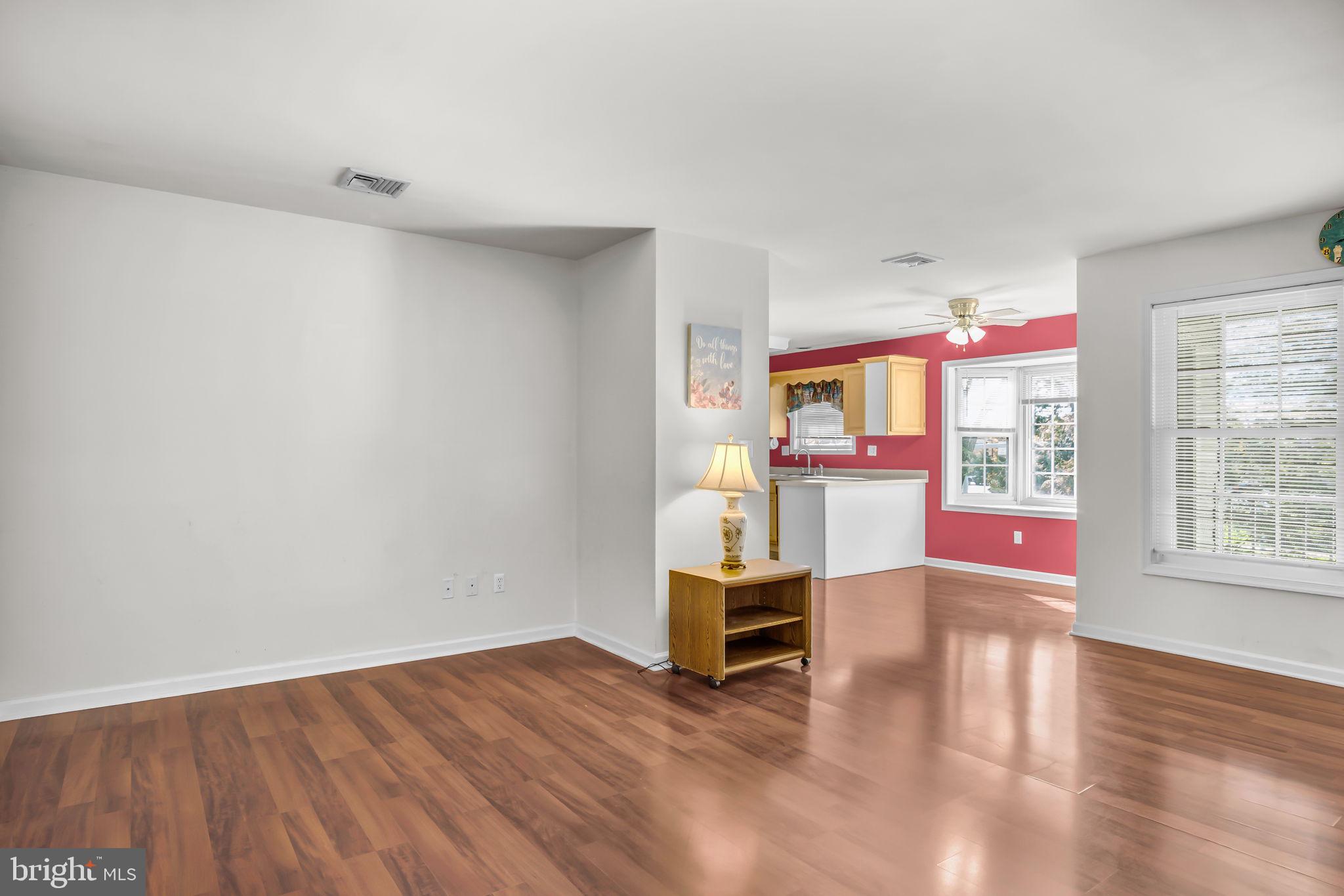 PORTLAND COURT - Residential