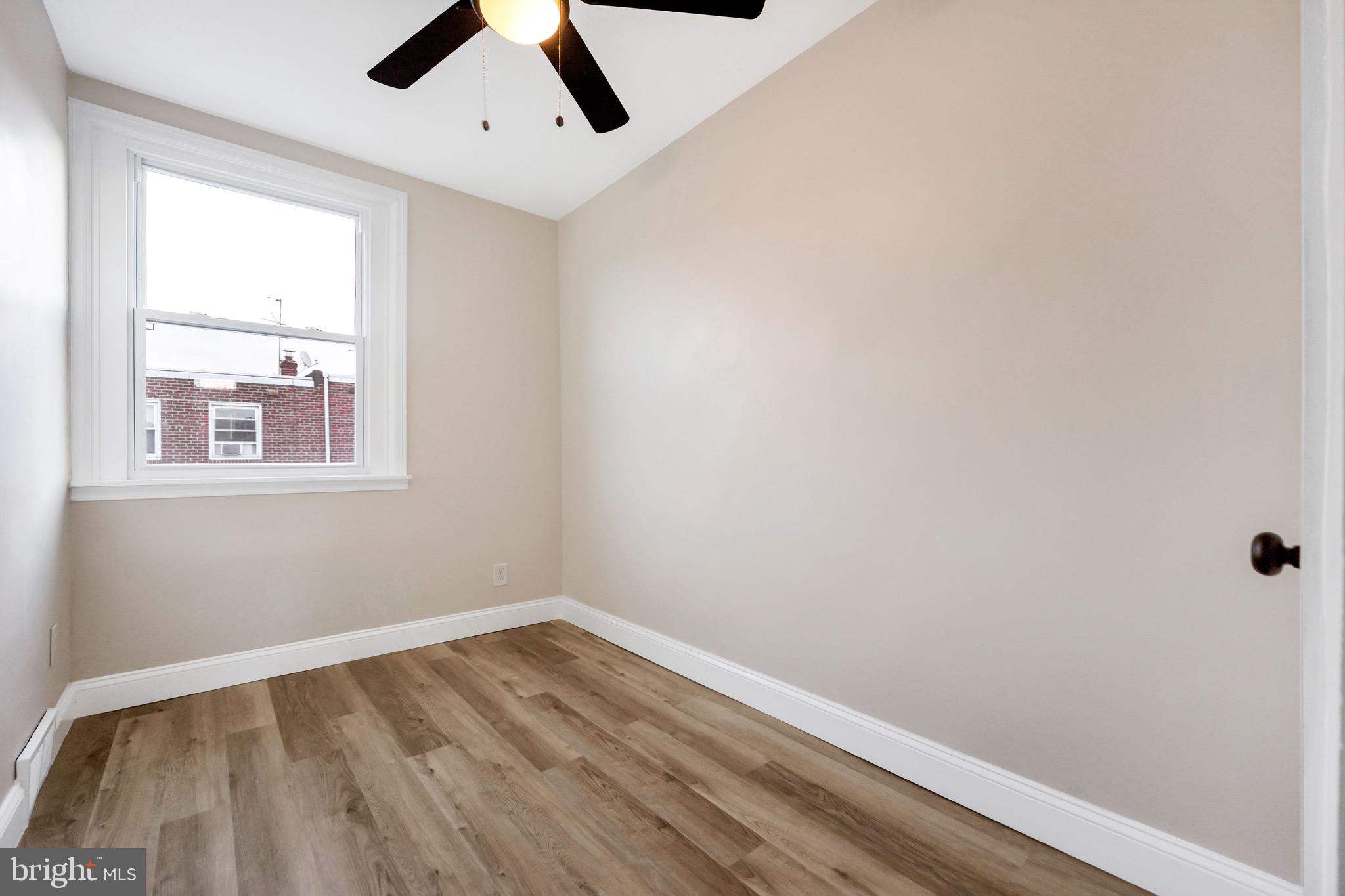 OXFORD CIRCLE - Residential