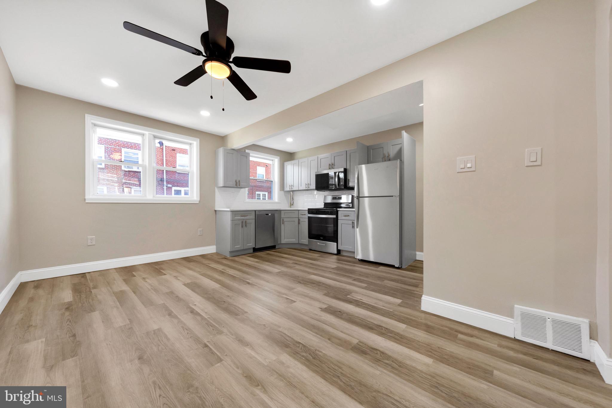 OXFORD CIRCLE - Residential