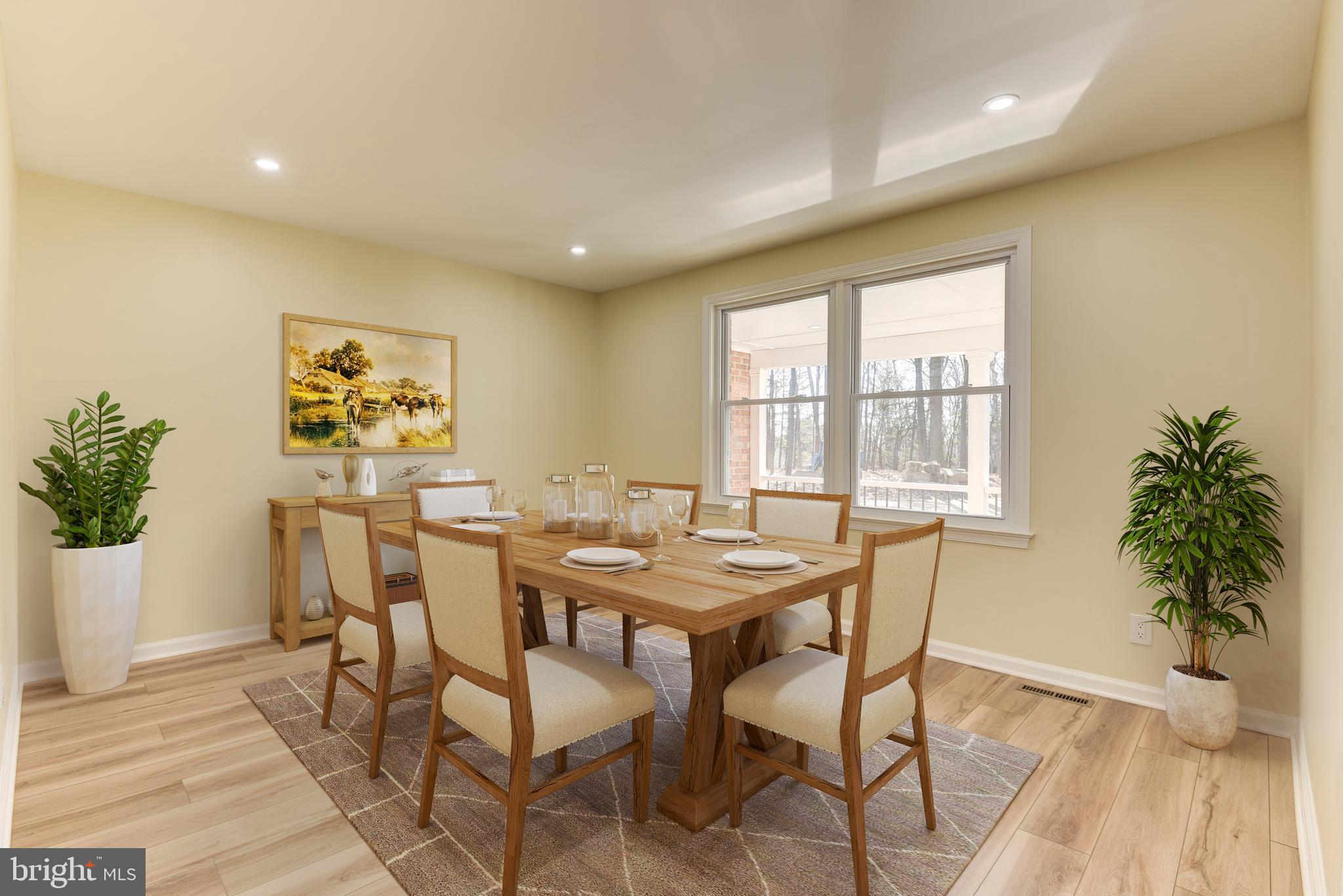 SKYLINE MANOR - Residential