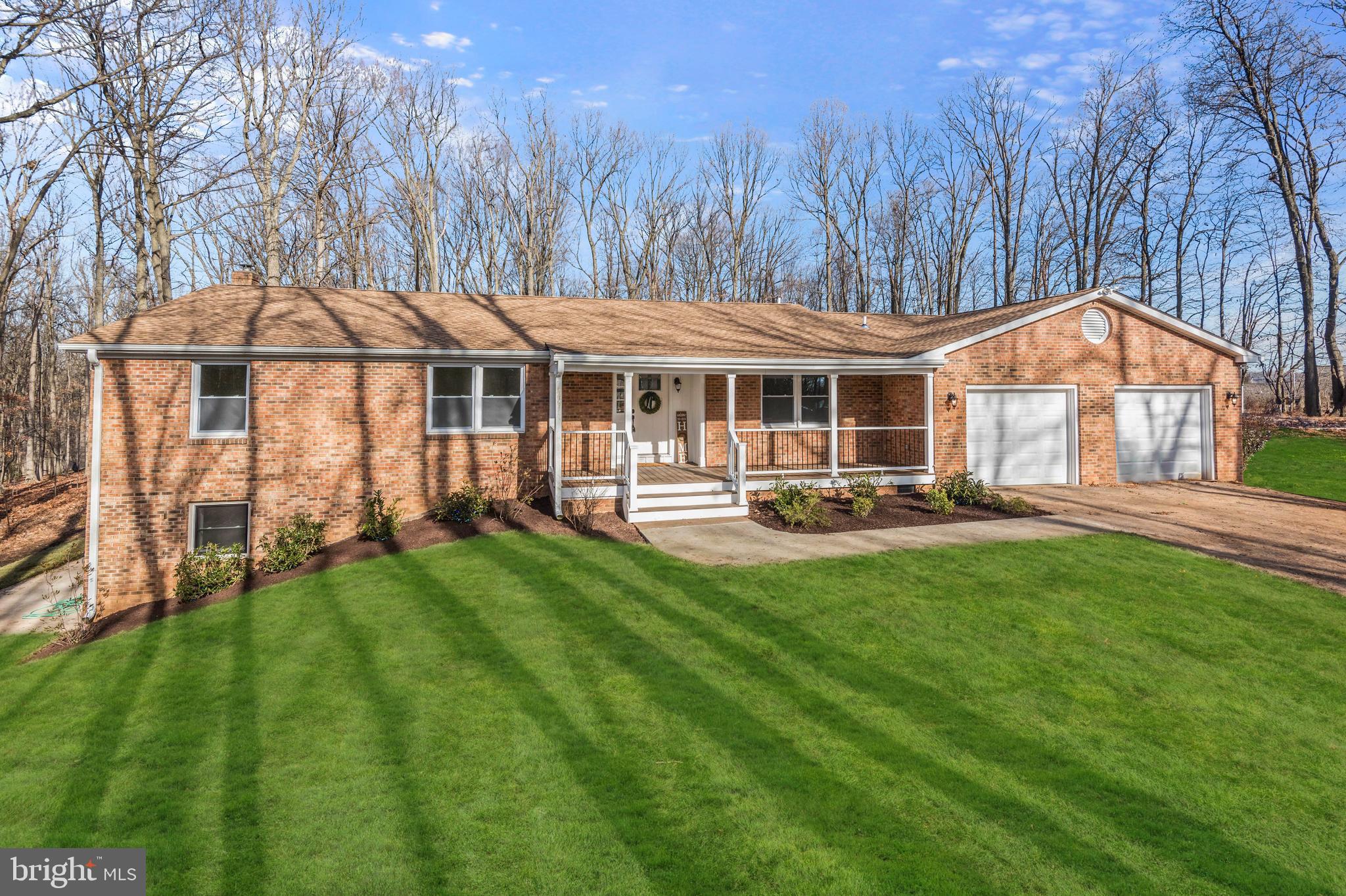 SKYLINE MANOR - Residential