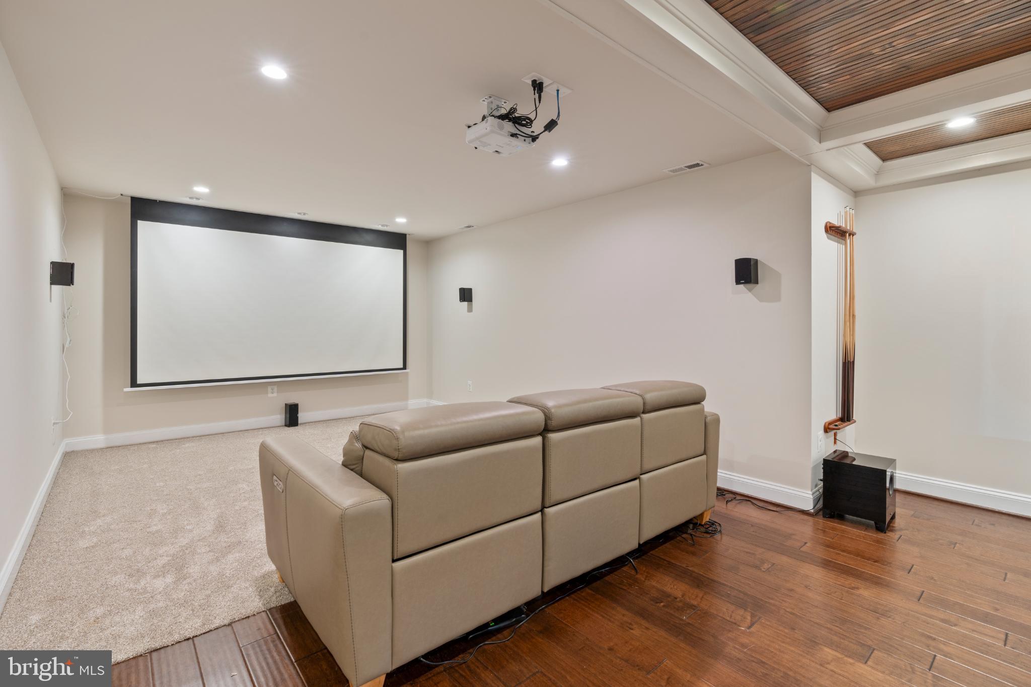 CATTAIL CREEK - Residential