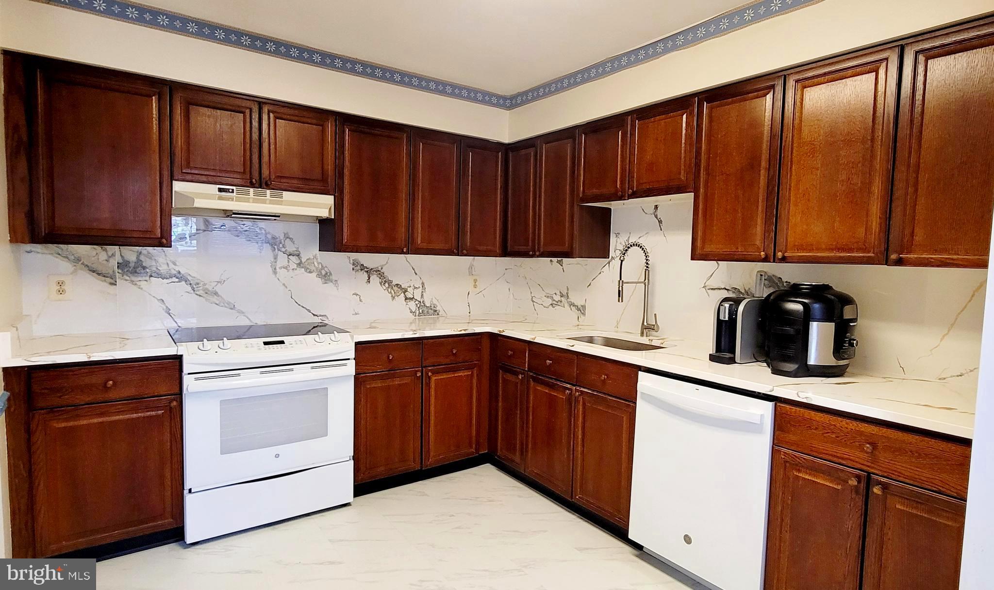 THE TIMBERS - Residential