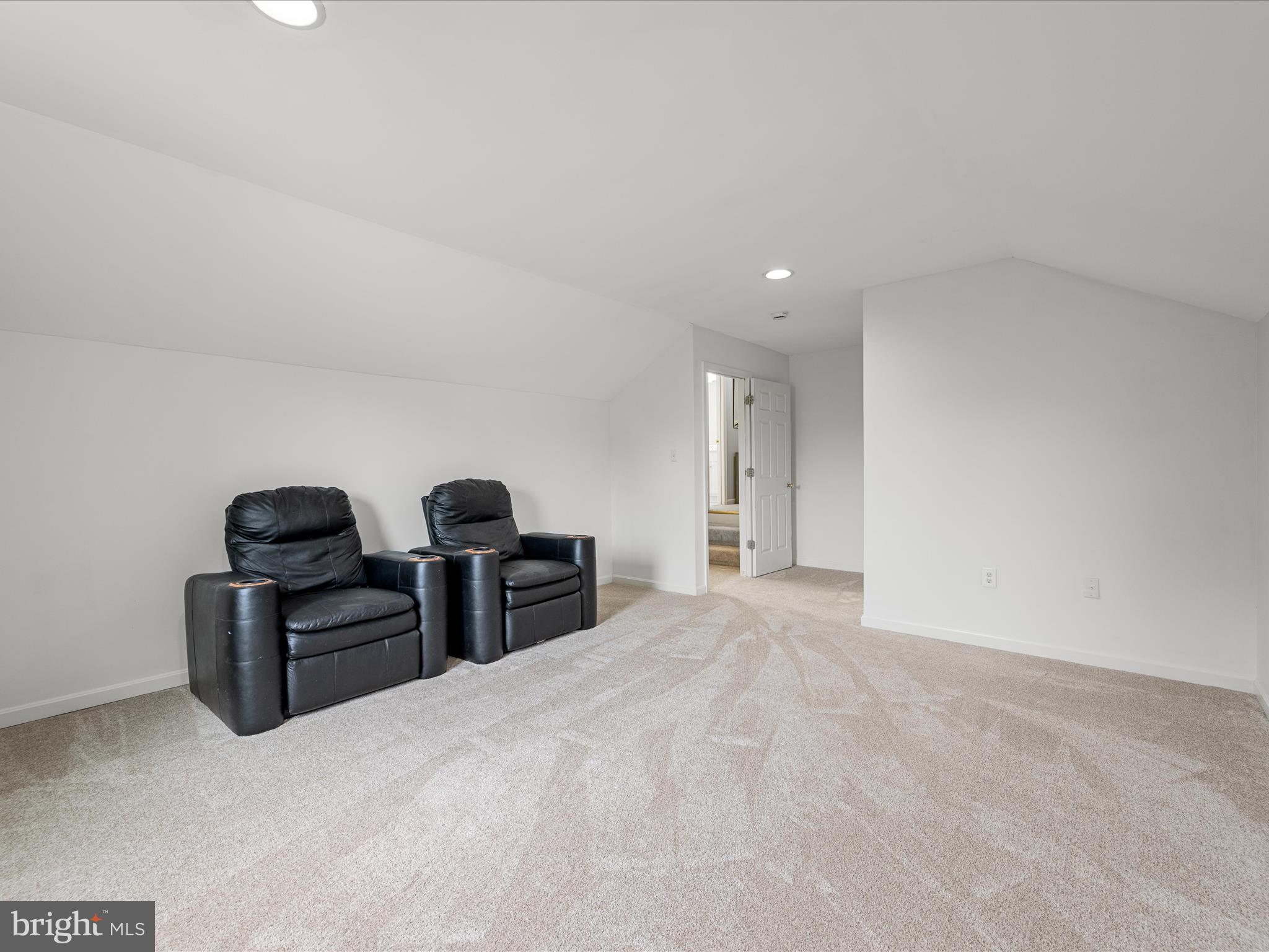 EASTLAND - Residential