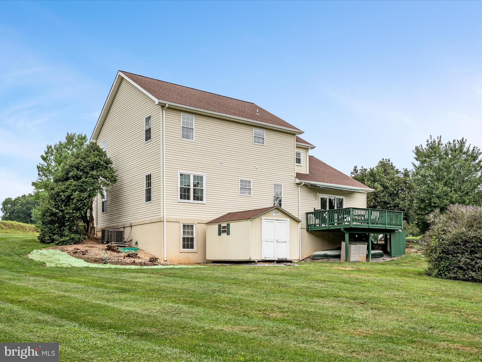 EASTLAND - Residential