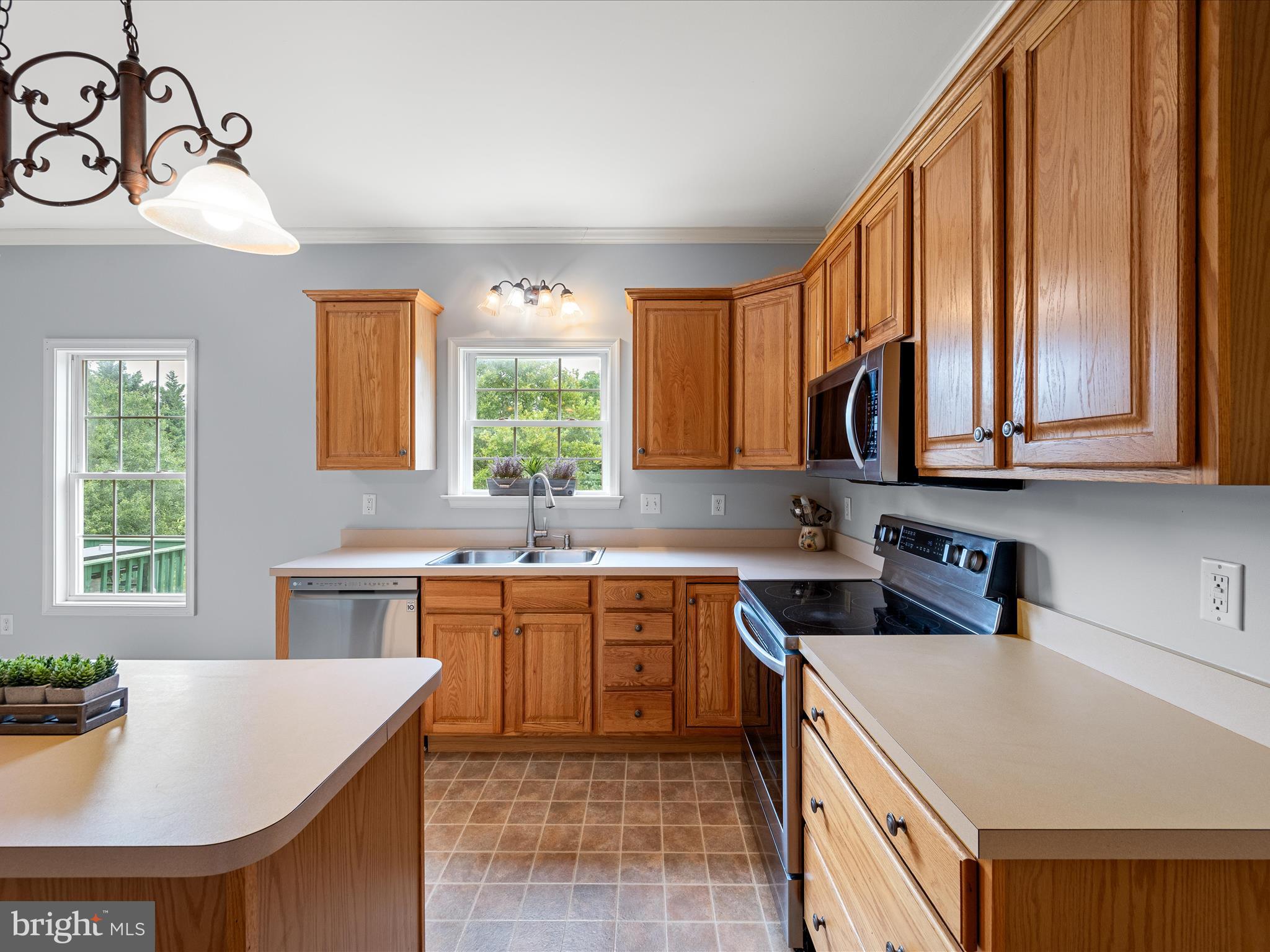 EASTLAND - Residential