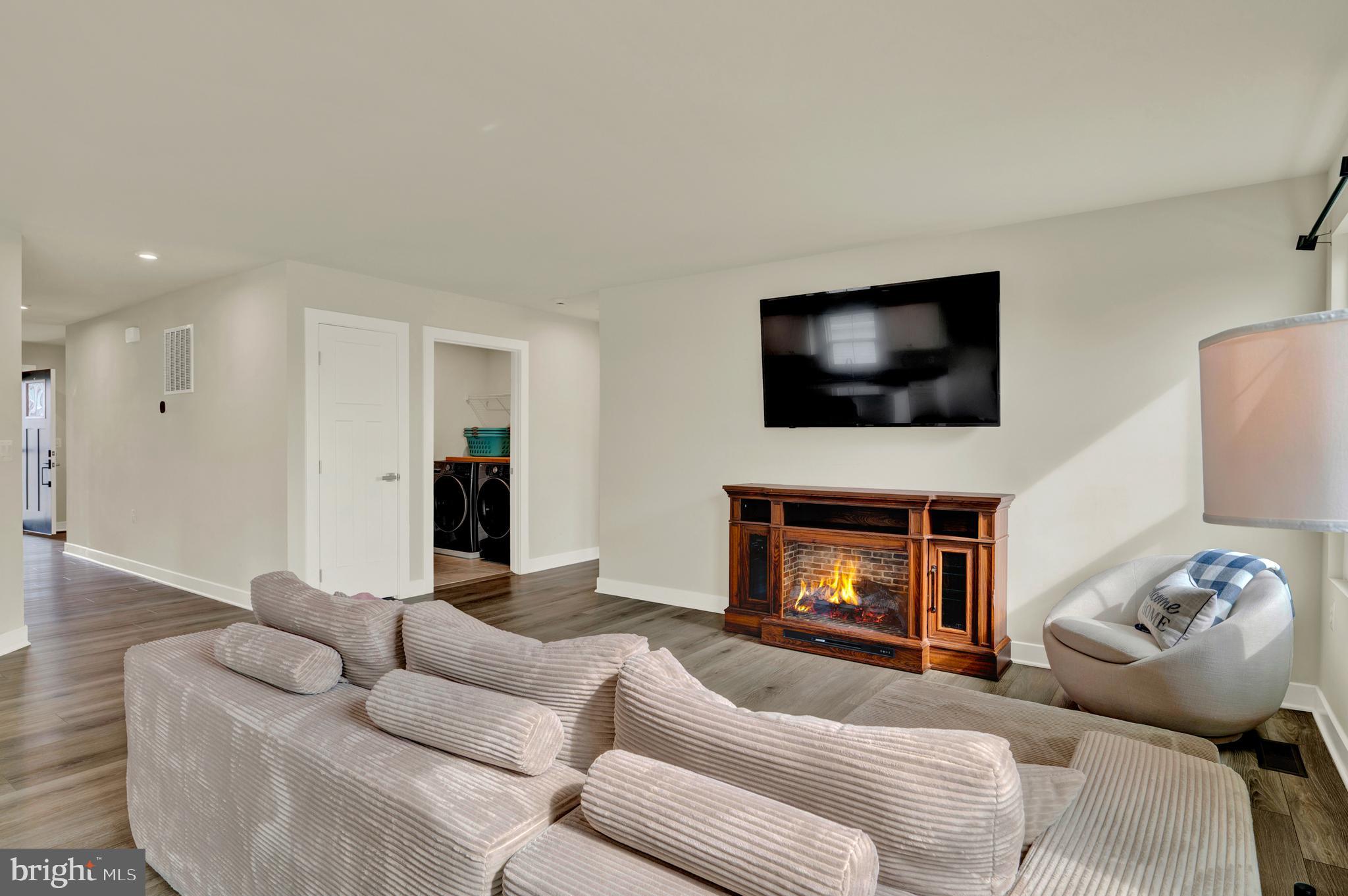 ARCADIA NORTH - Residential