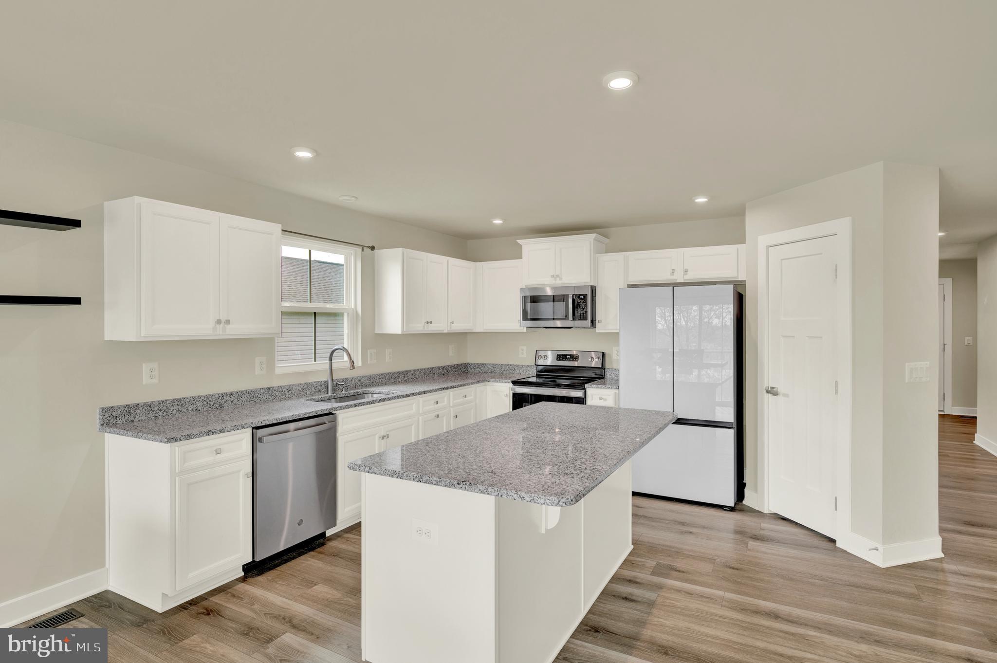 ARCADIA NORTH - Residential