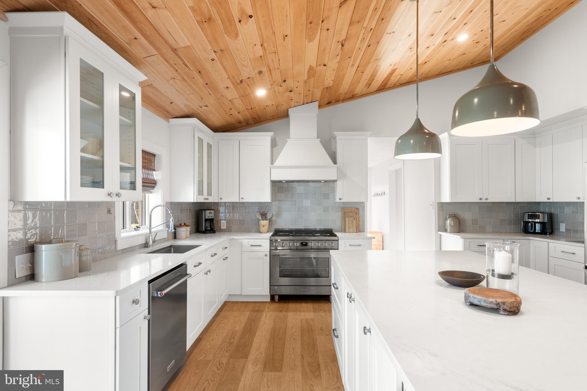SNOWDENVILLE - Residential