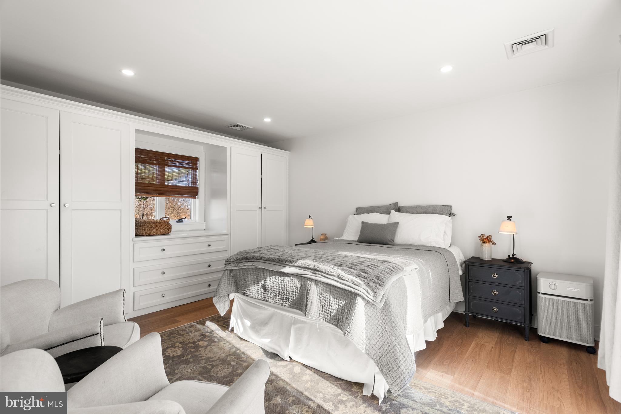 SNOWDENVILLE - Residential