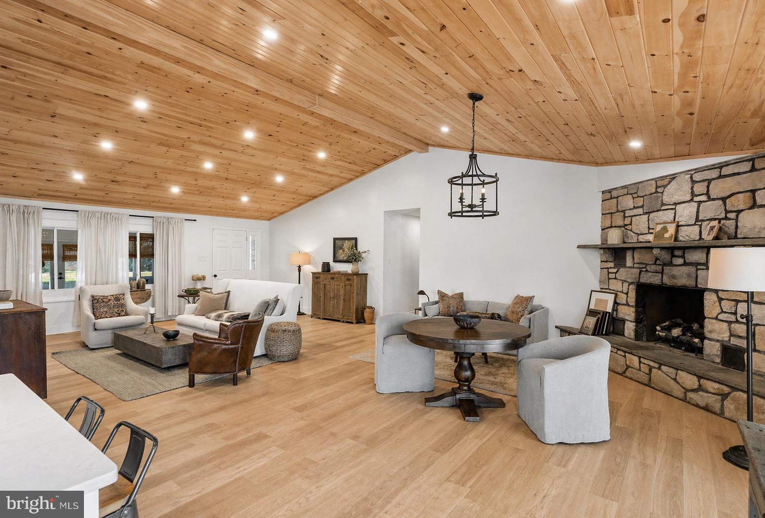 SNOWDENVILLE - Residential