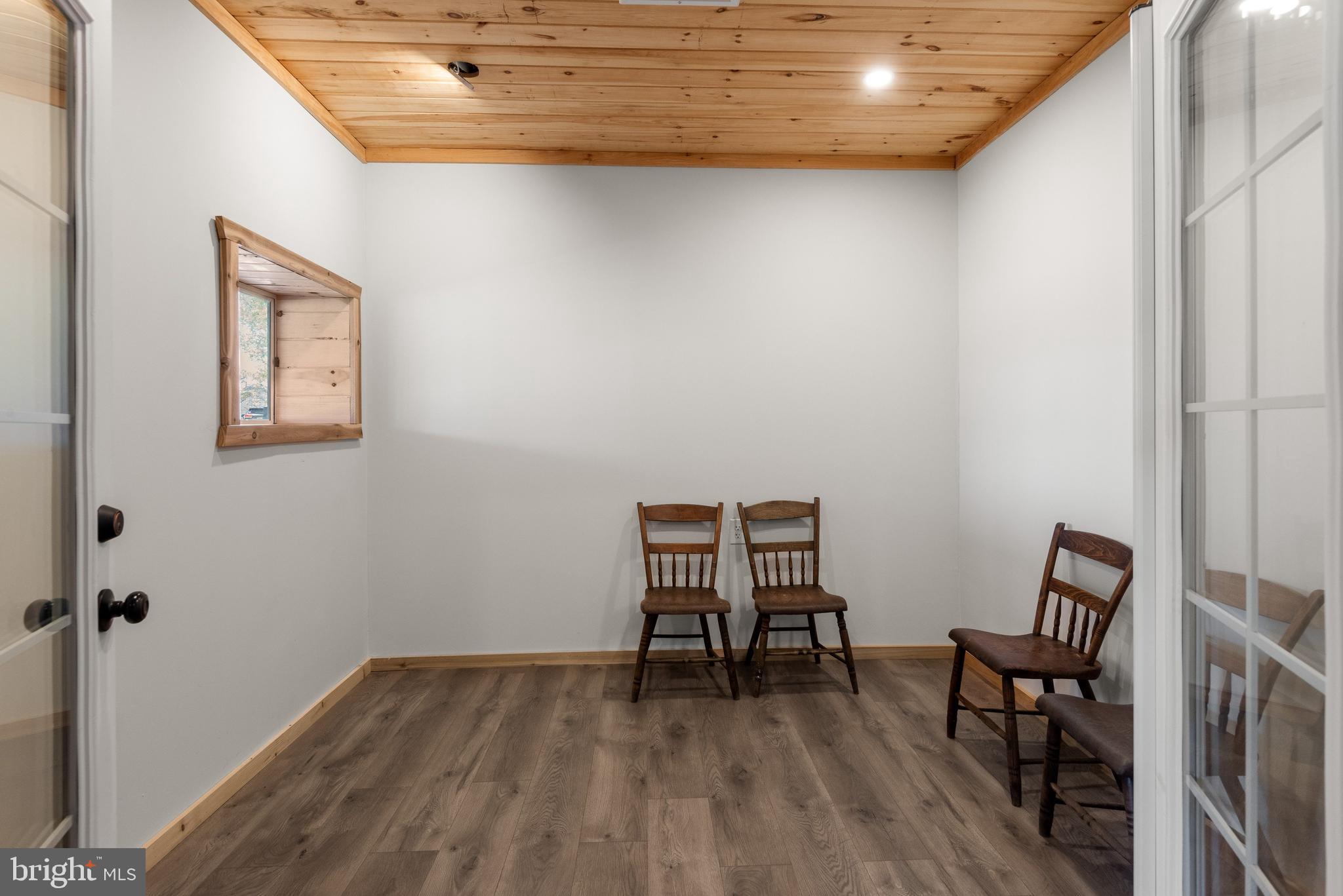SNOWDENVILLE - Residential