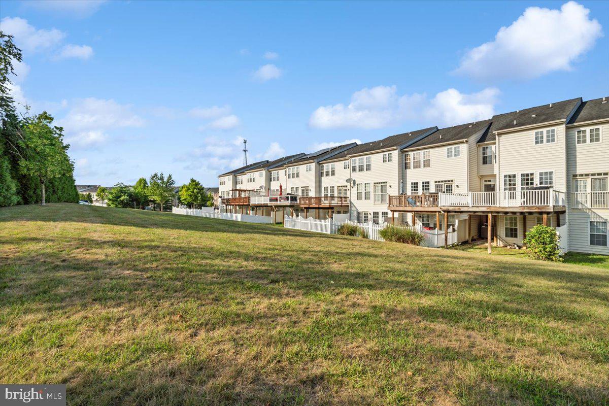 BROOKFIELD ON THE POTOMAC - Residential