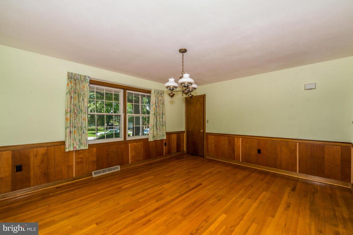 MEADOW VIEW - Residential