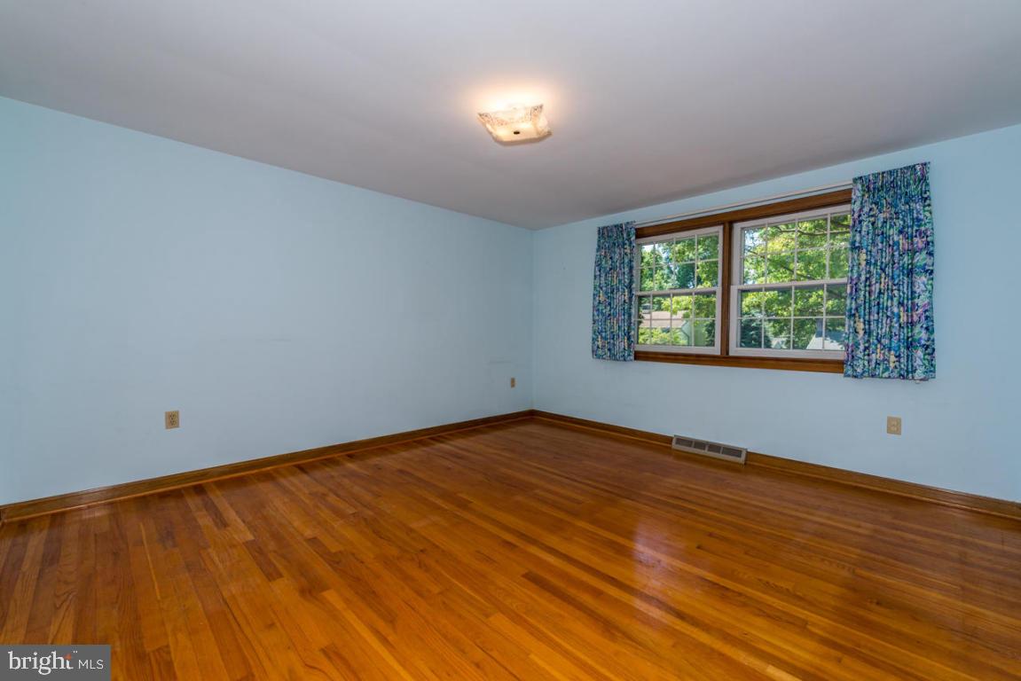 MEADOW VIEW - Residential