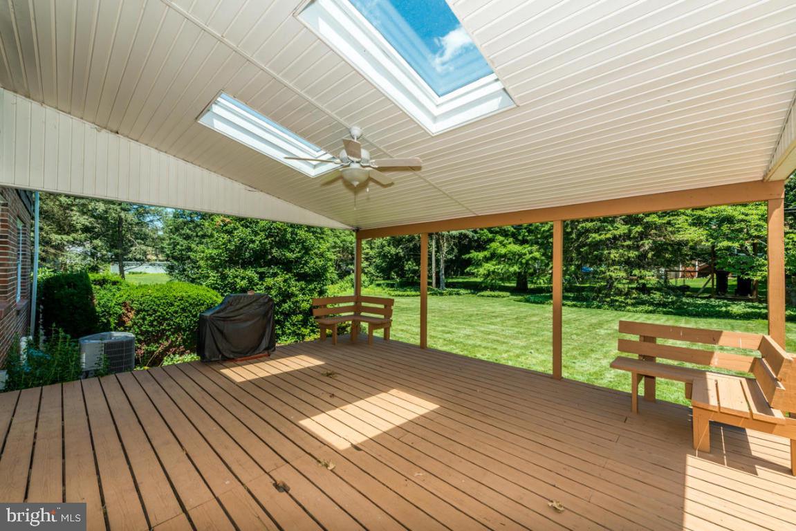 MEADOW VIEW - Residential