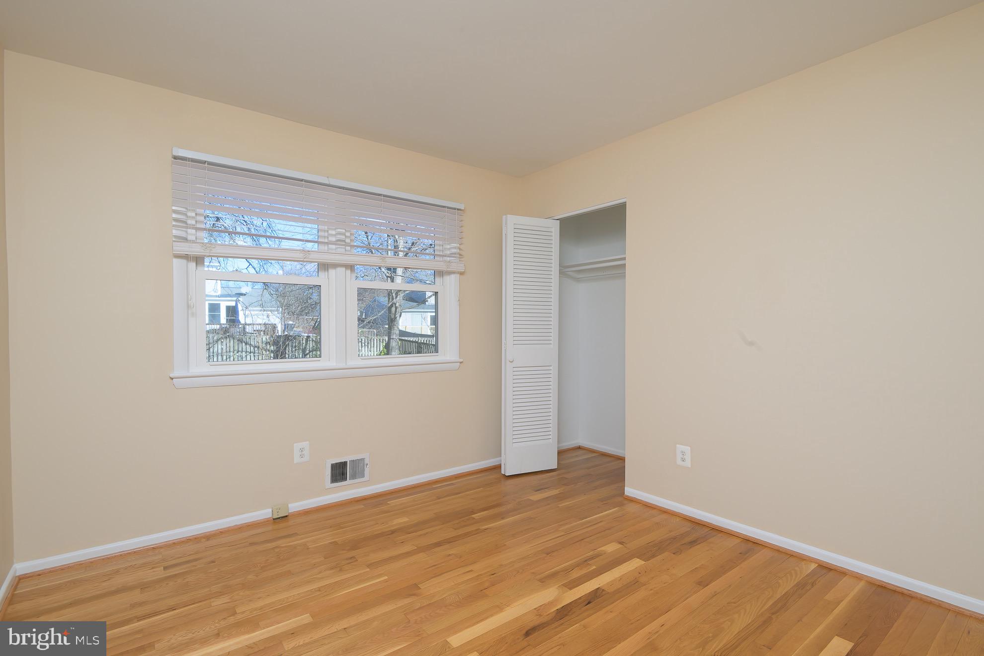 RIVERSIDE ESTATES - Residential