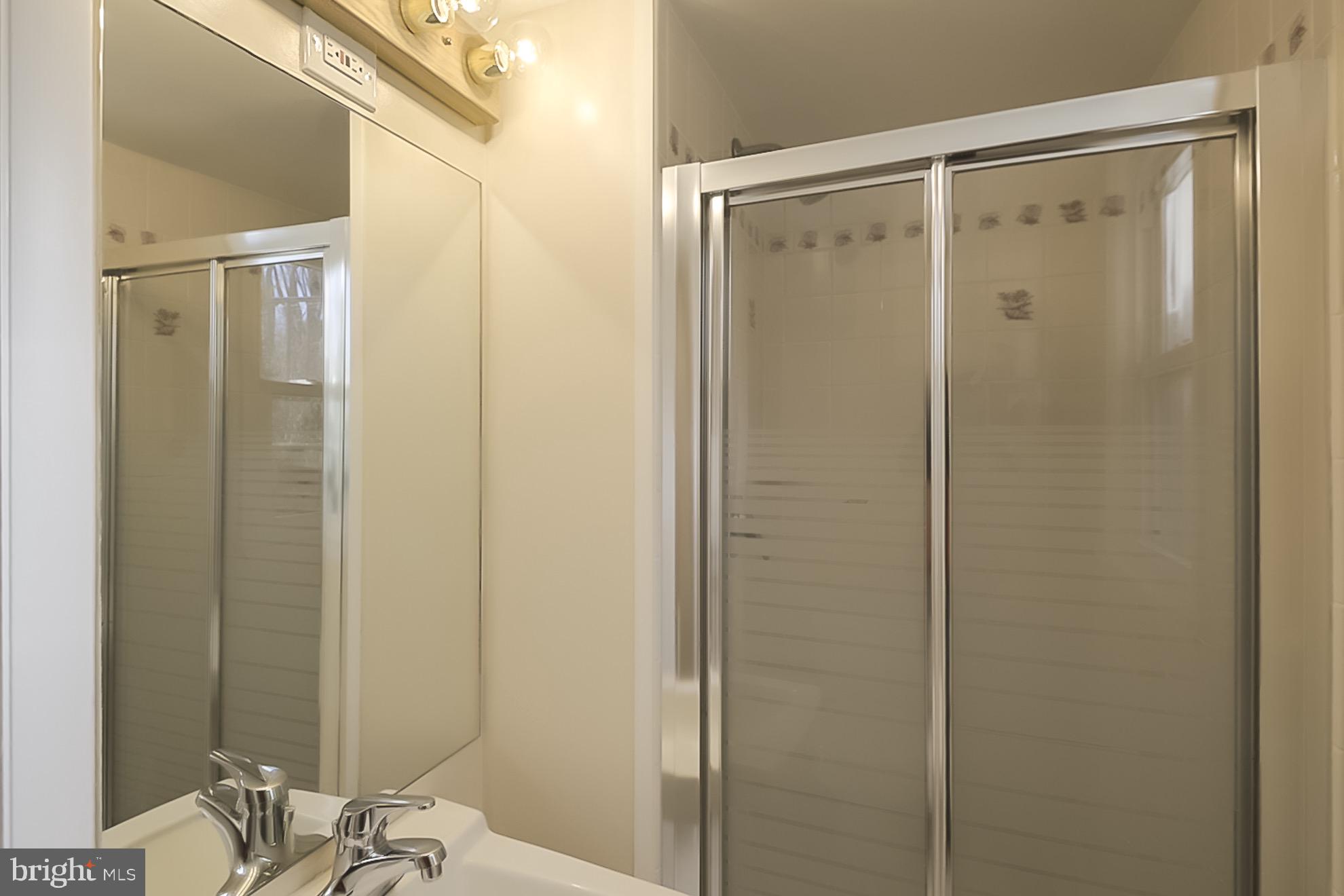 RIVERSIDE ESTATES - Residential