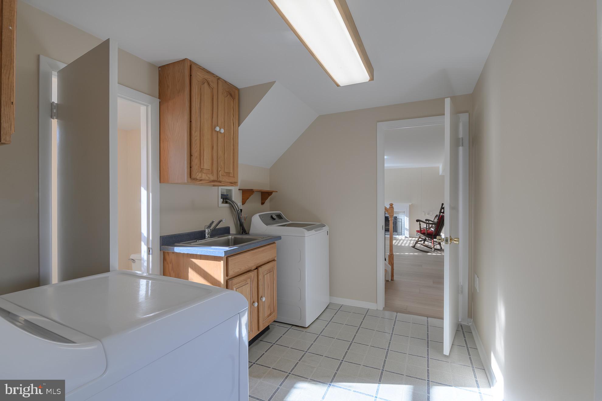 RIVERSIDE ESTATES - Residential