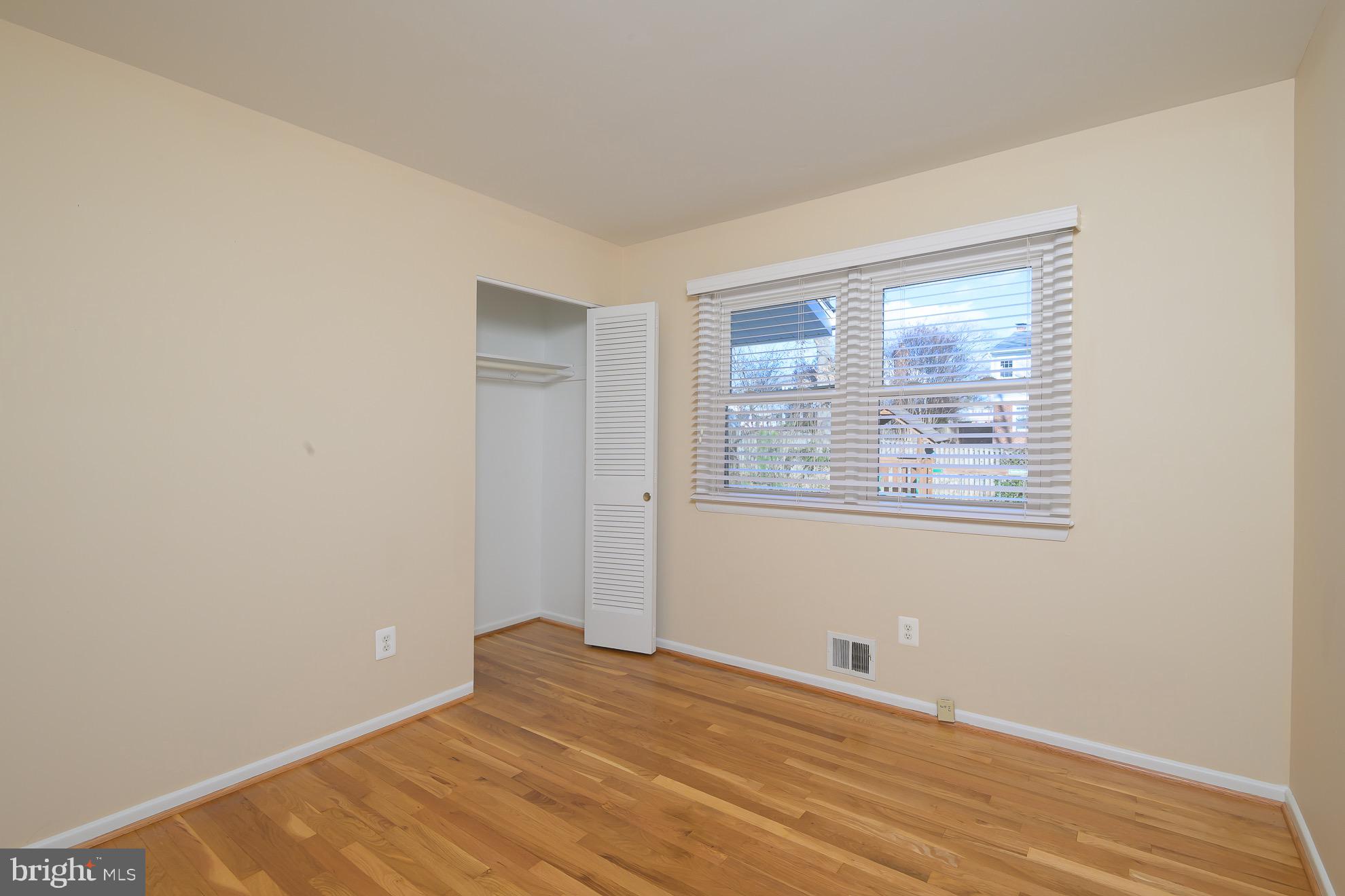 RIVERSIDE ESTATES - Residential