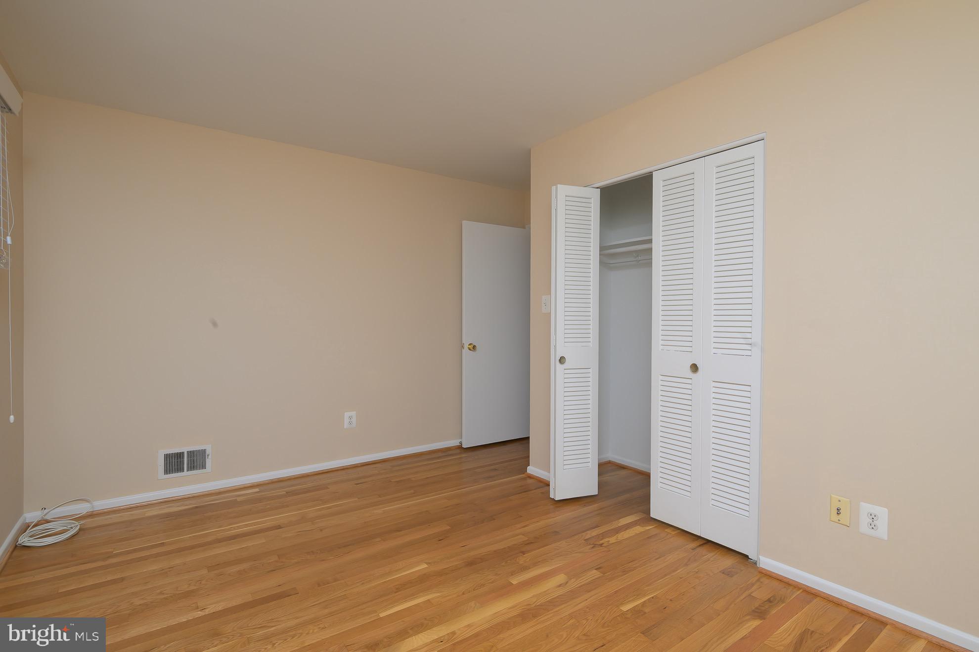 RIVERSIDE ESTATES - Residential