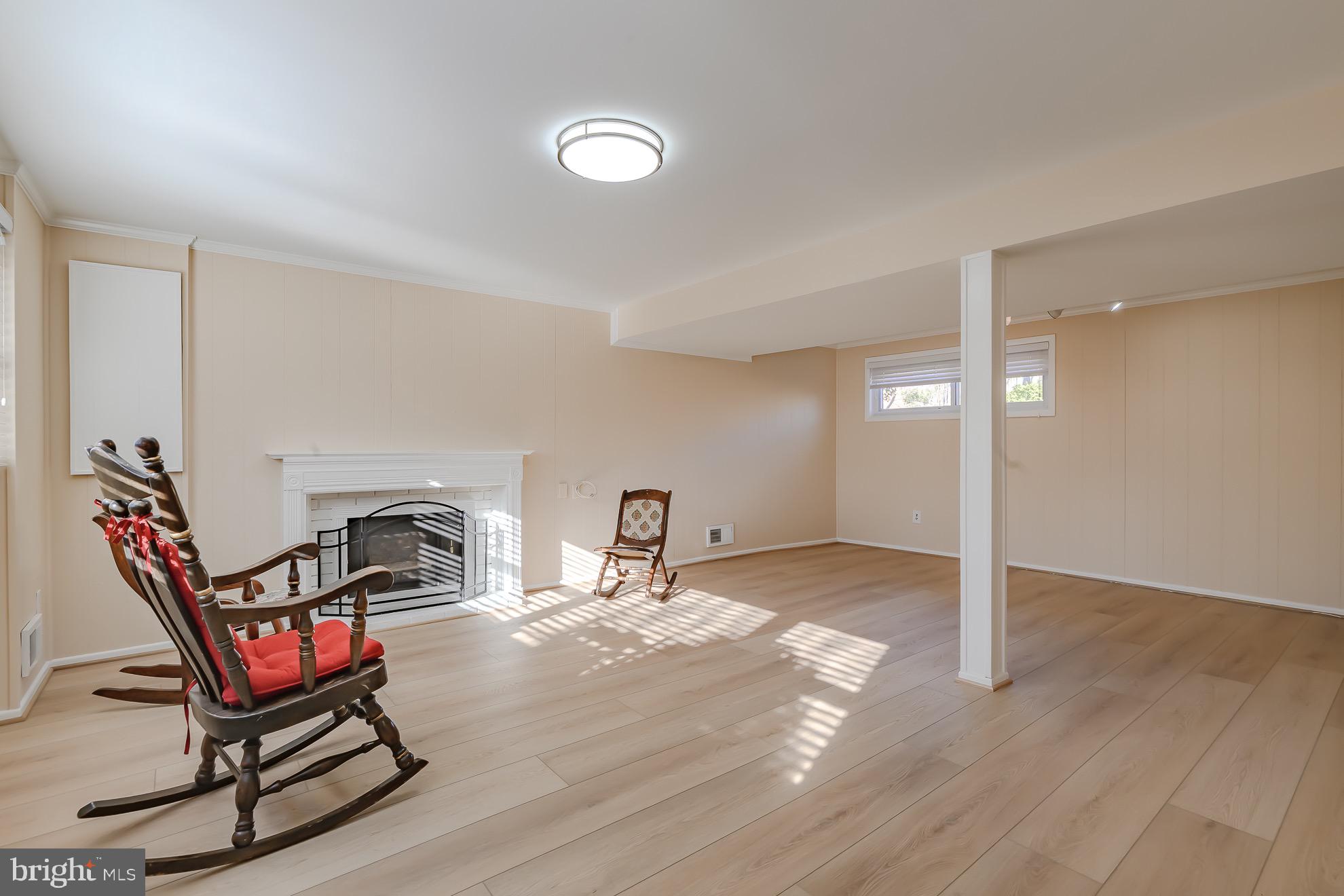 RIVERSIDE ESTATES - Residential