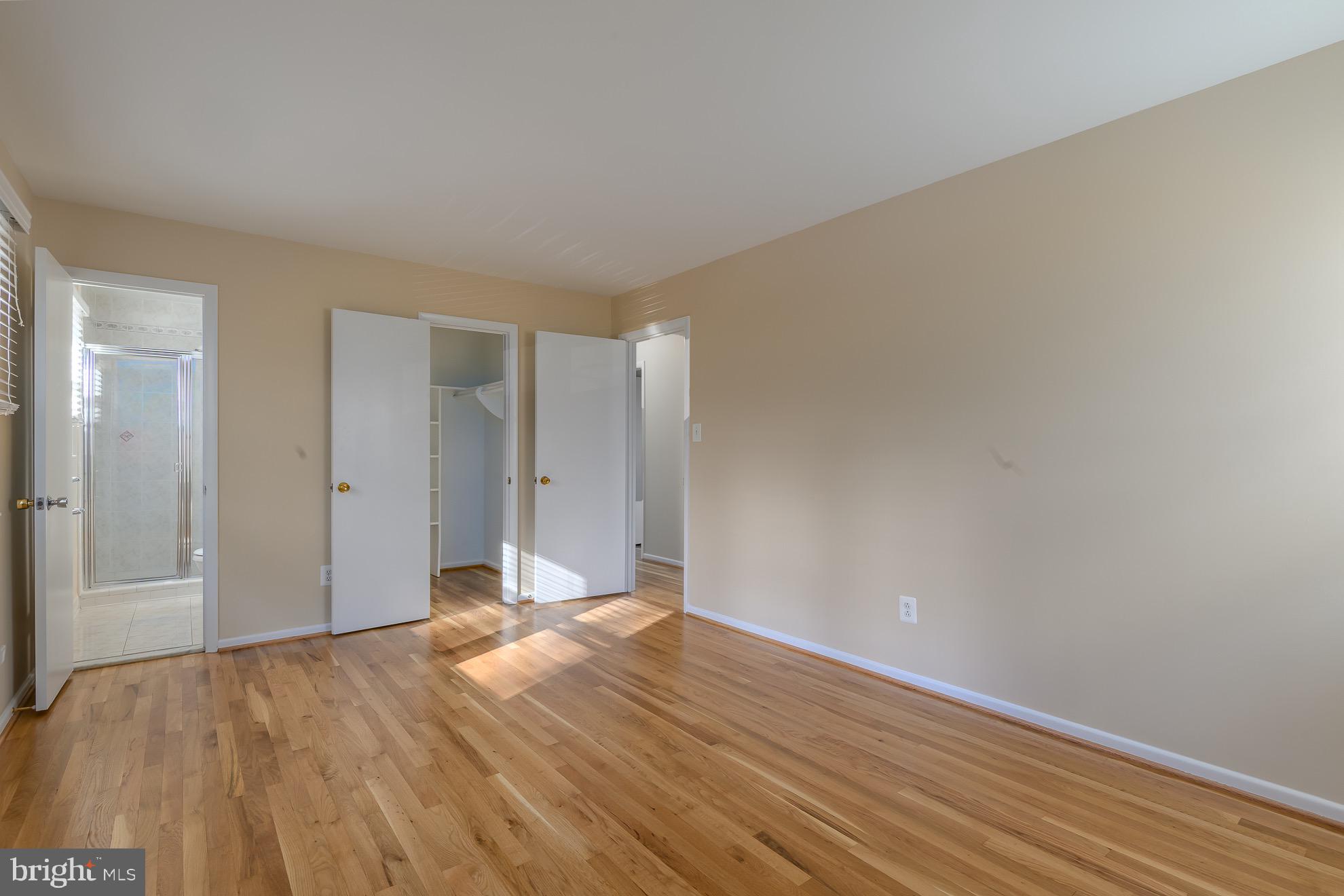 RIVERSIDE ESTATES - Residential