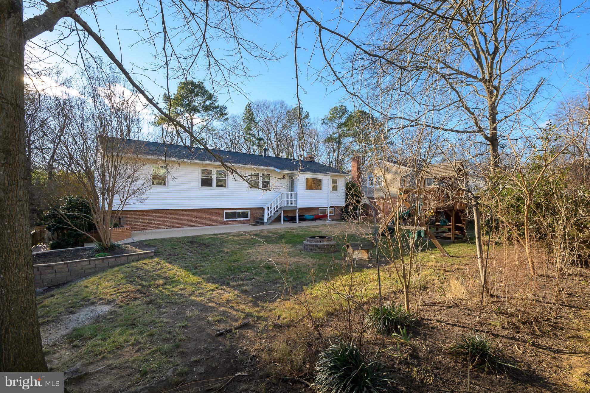 RIVERSIDE ESTATES - Residential