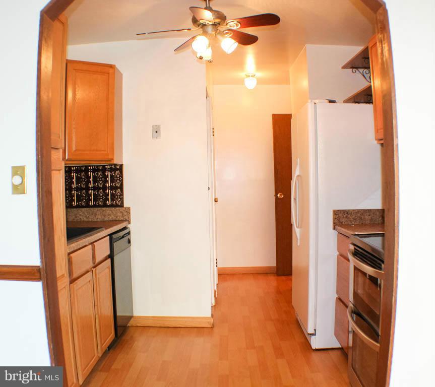 WHISKEY BOTTOM - Residential