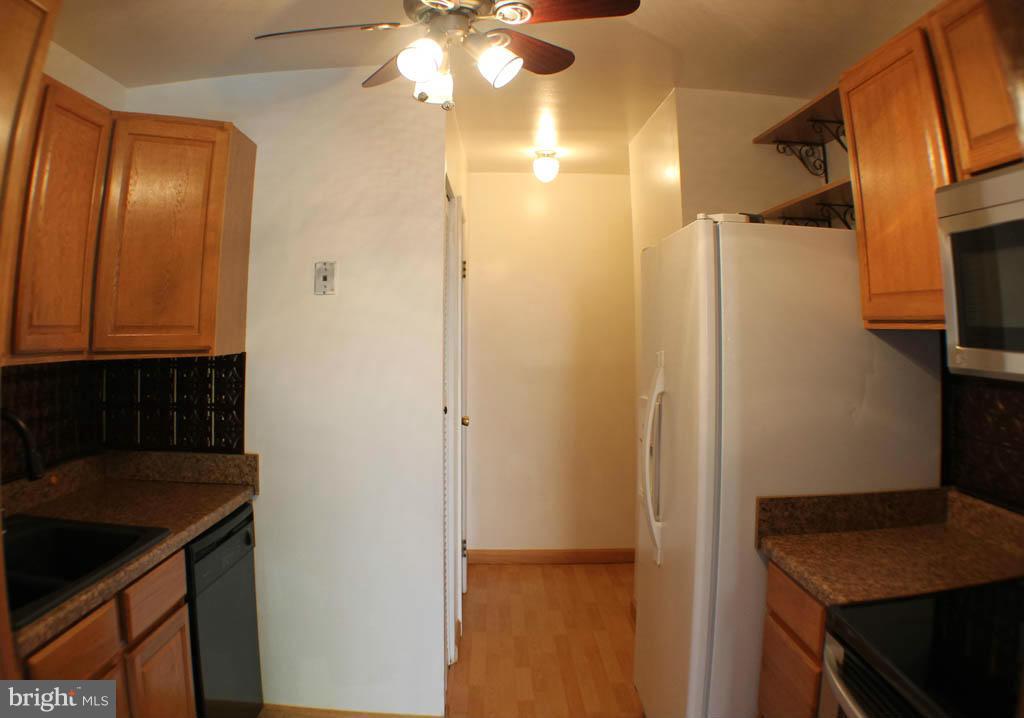 WHISKEY BOTTOM - Residential