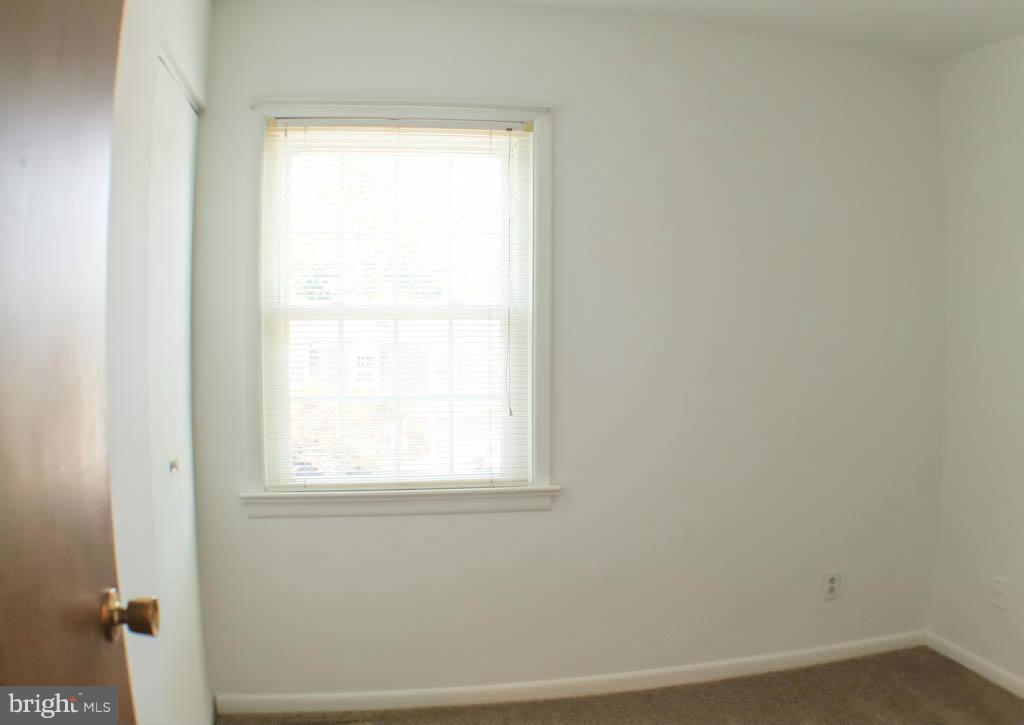 WHISKEY BOTTOM - Residential