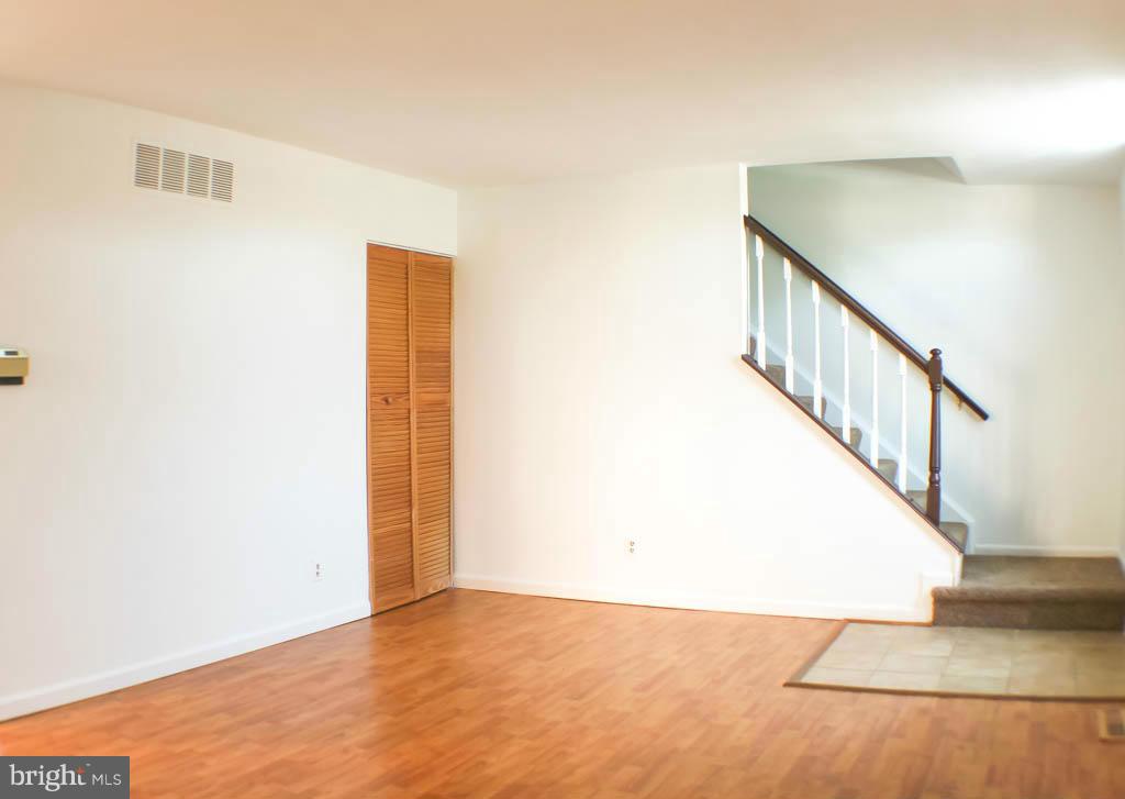 WHISKEY BOTTOM - Residential