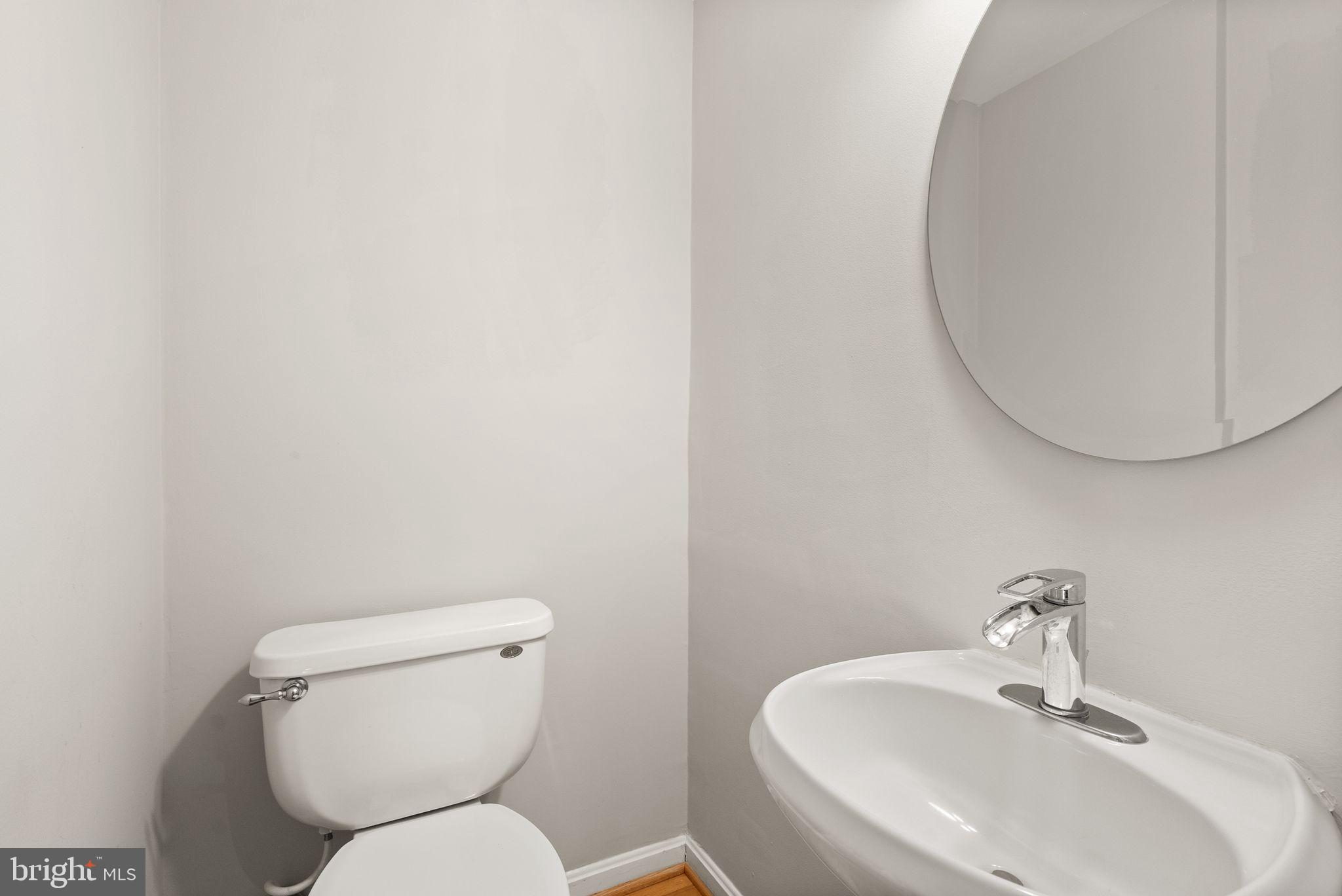 RESTON - Residential