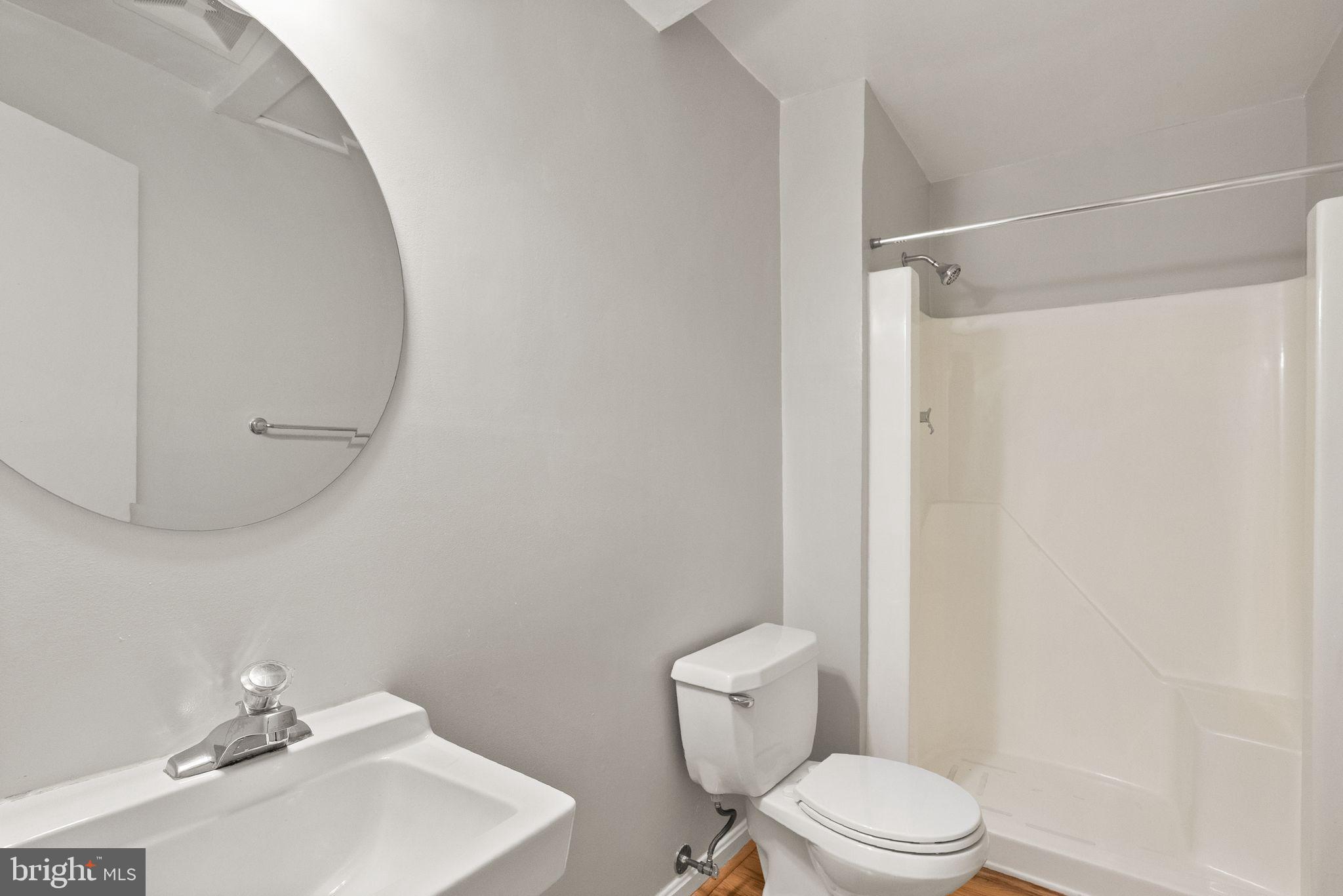 RESTON - Residential