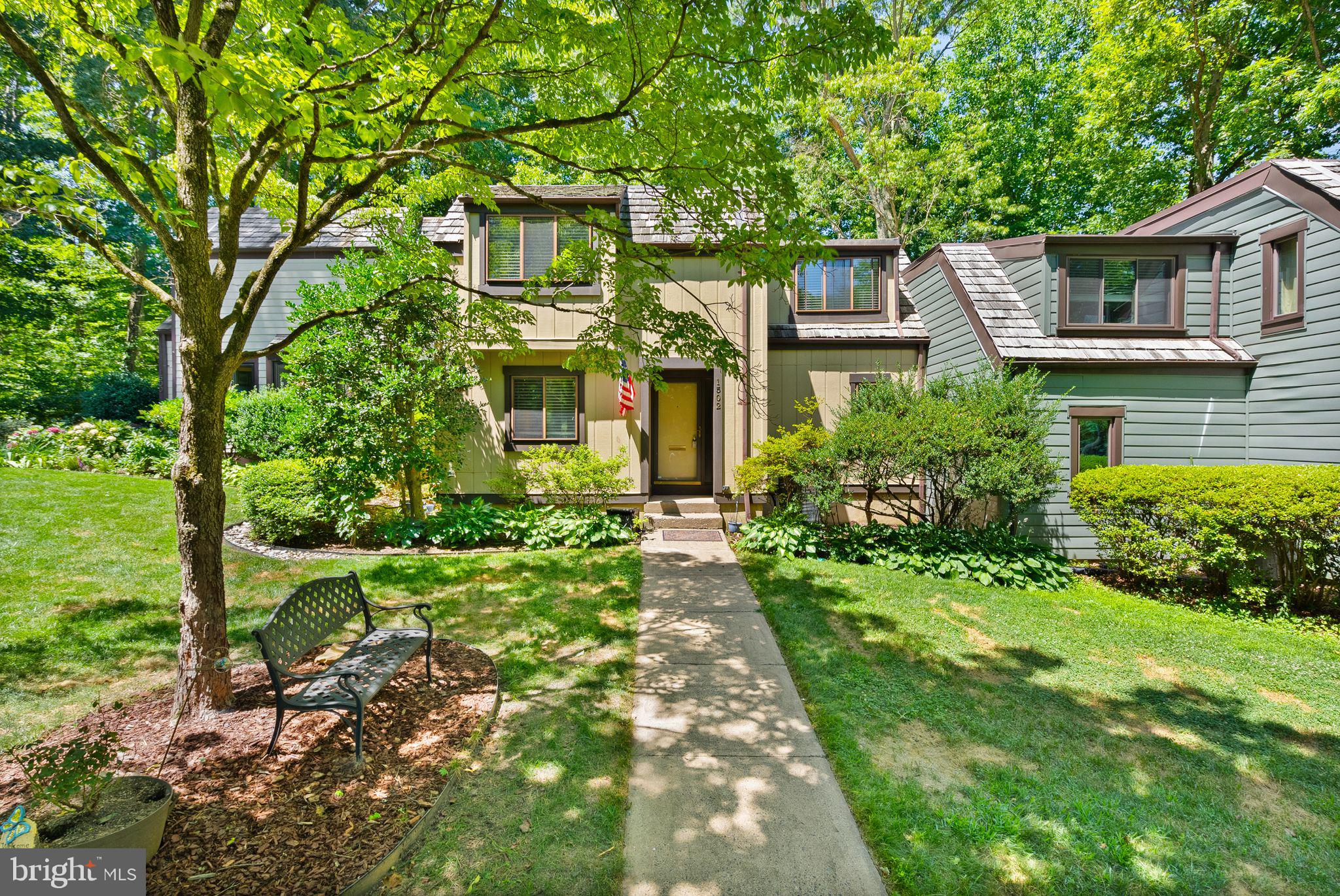 RESTON - Residential