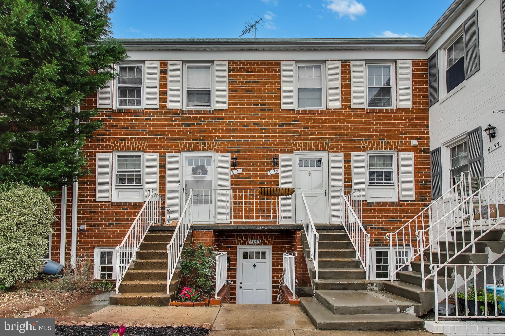 THE MEADOWS - Residential