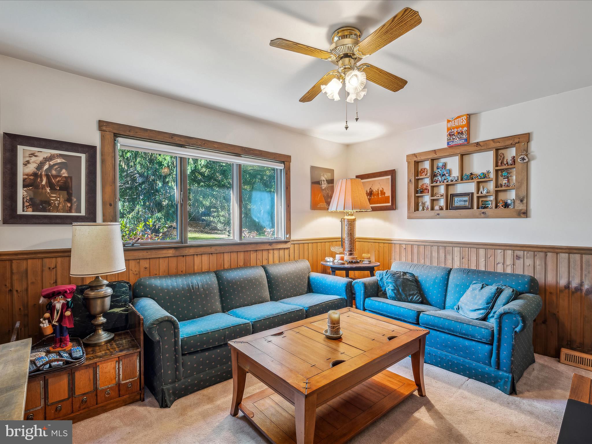 COLONIAL VILLAGE - Residential