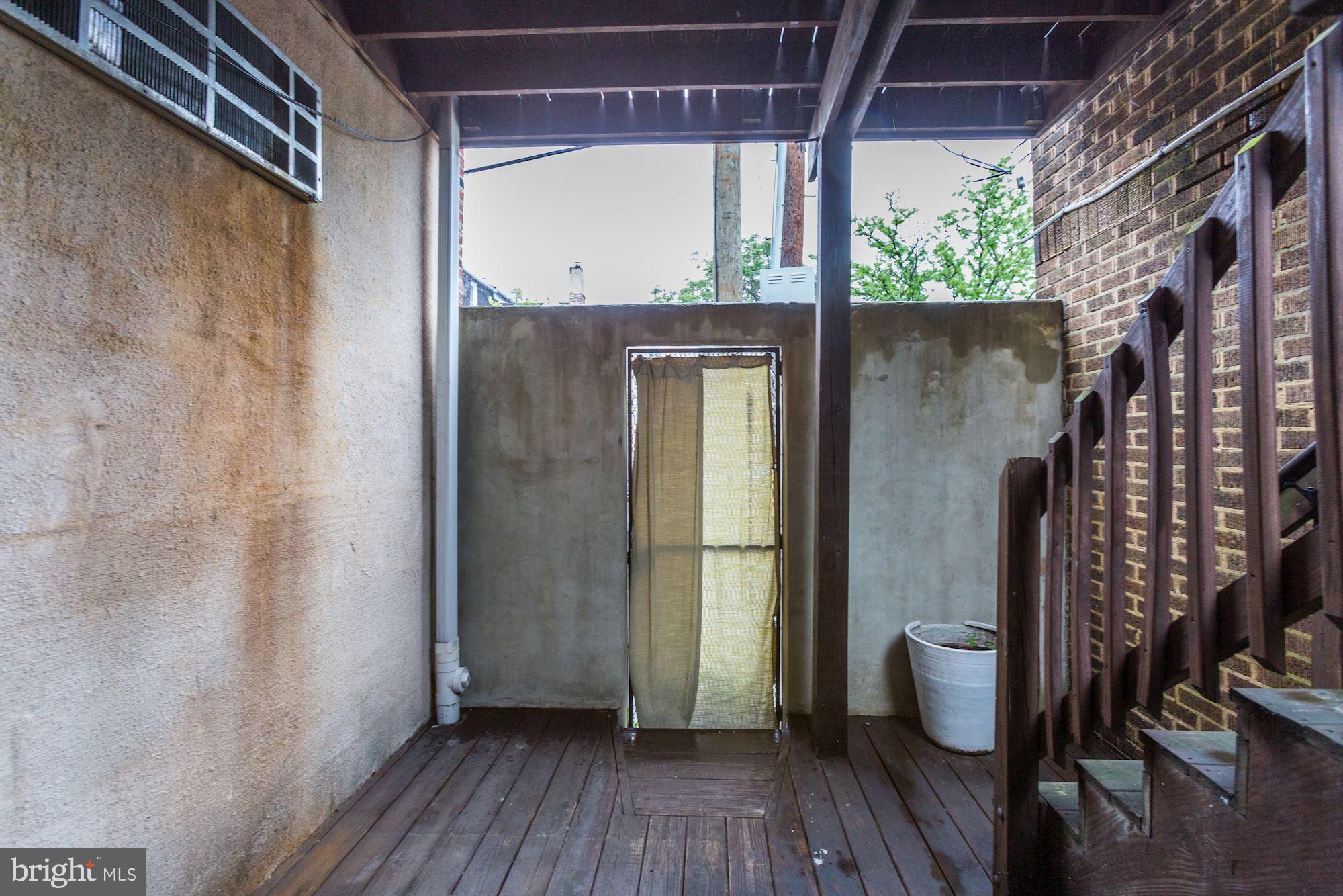 PIGTOWN - Residential Lease