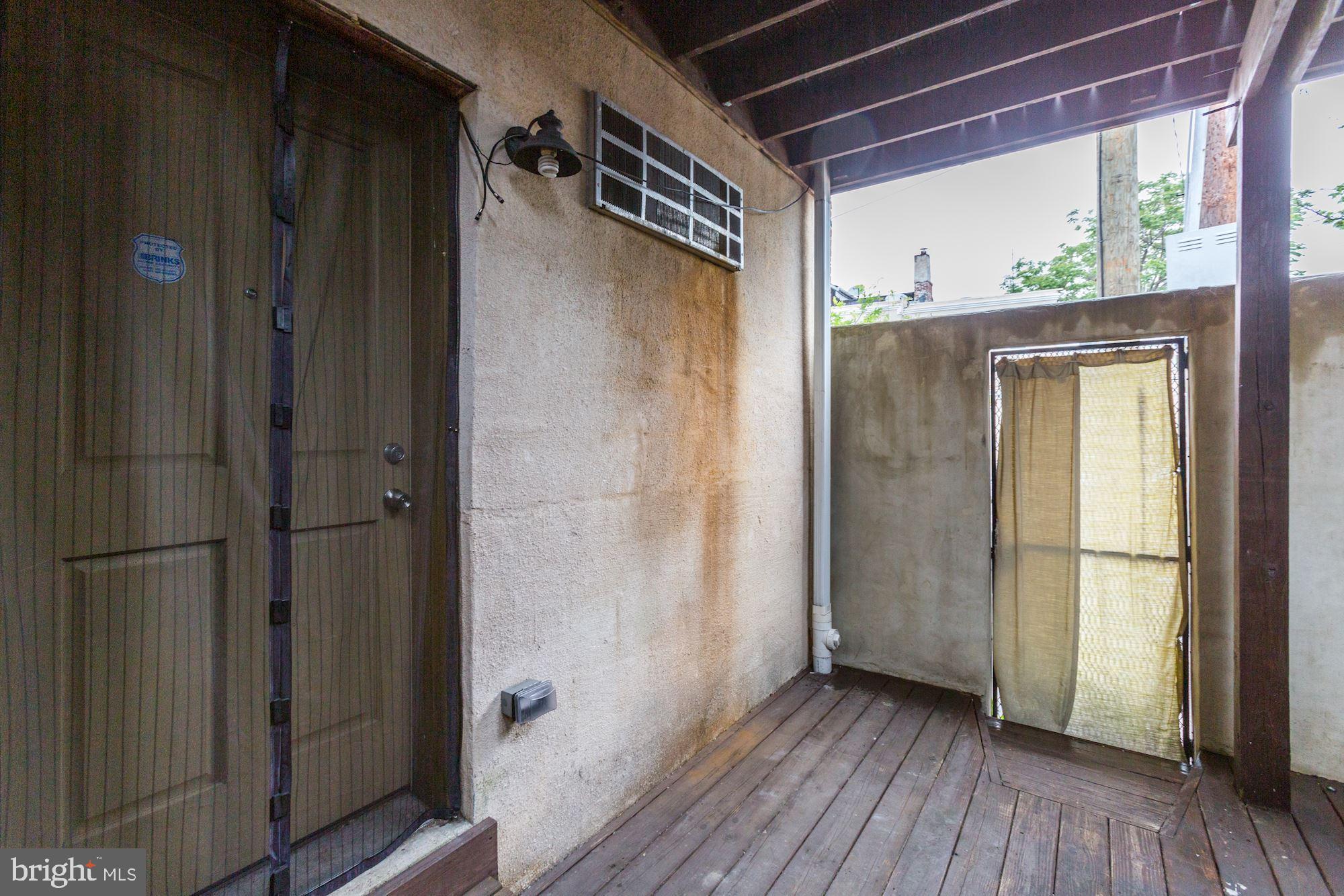 PIGTOWN - Residential Lease