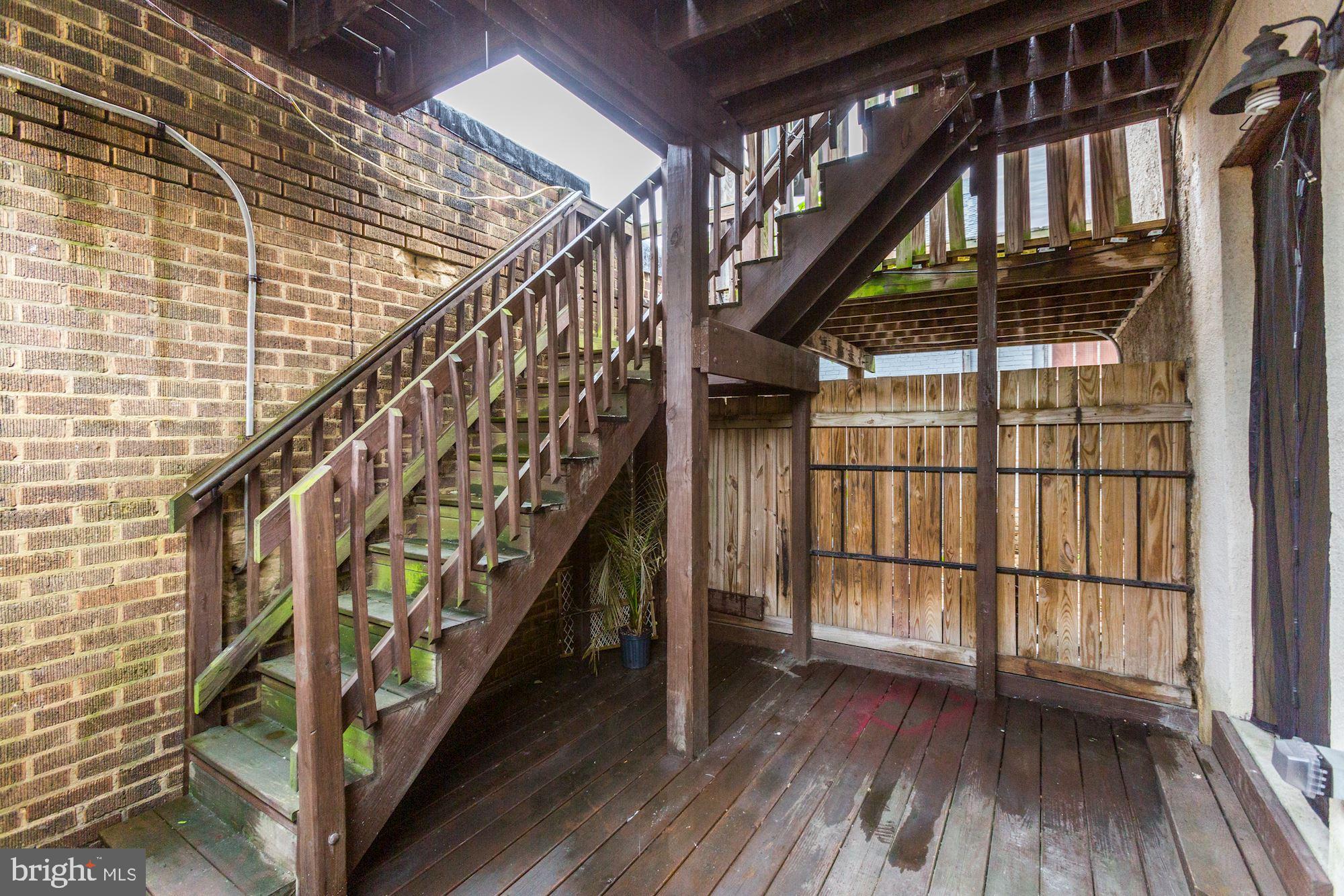 PIGTOWN - Residential Lease