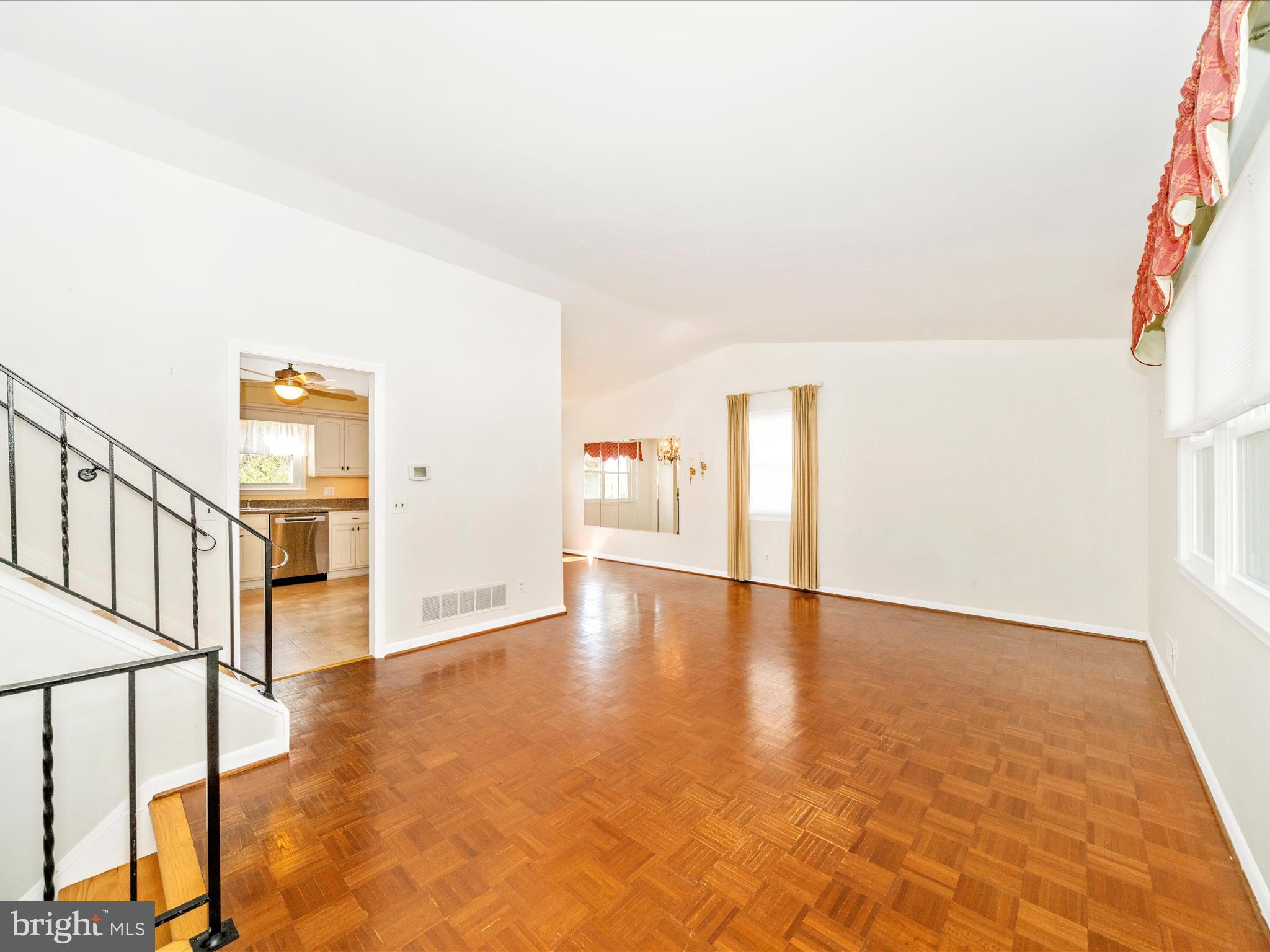 SPRINGDALE - Residential