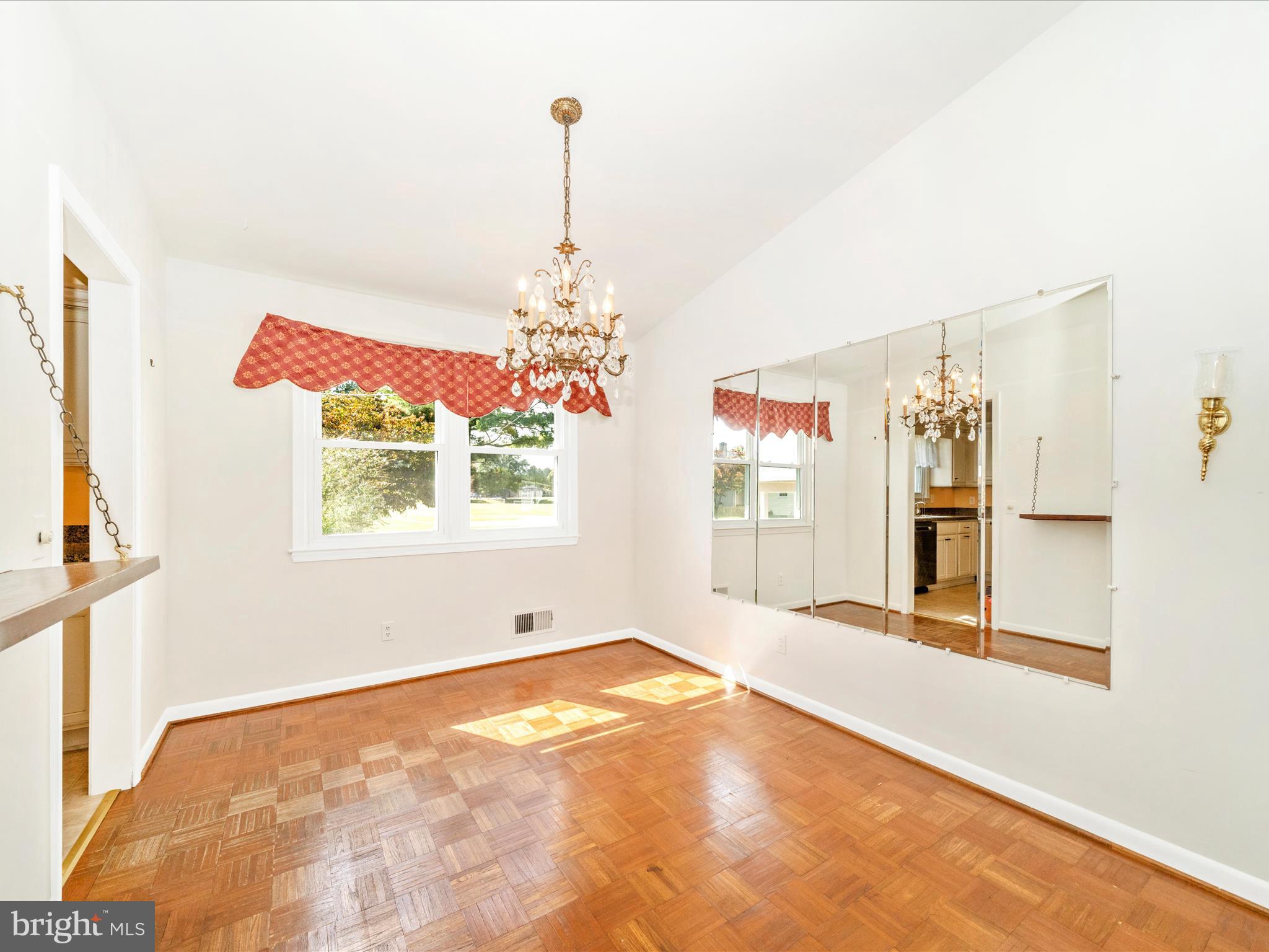 SPRINGDALE - Residential