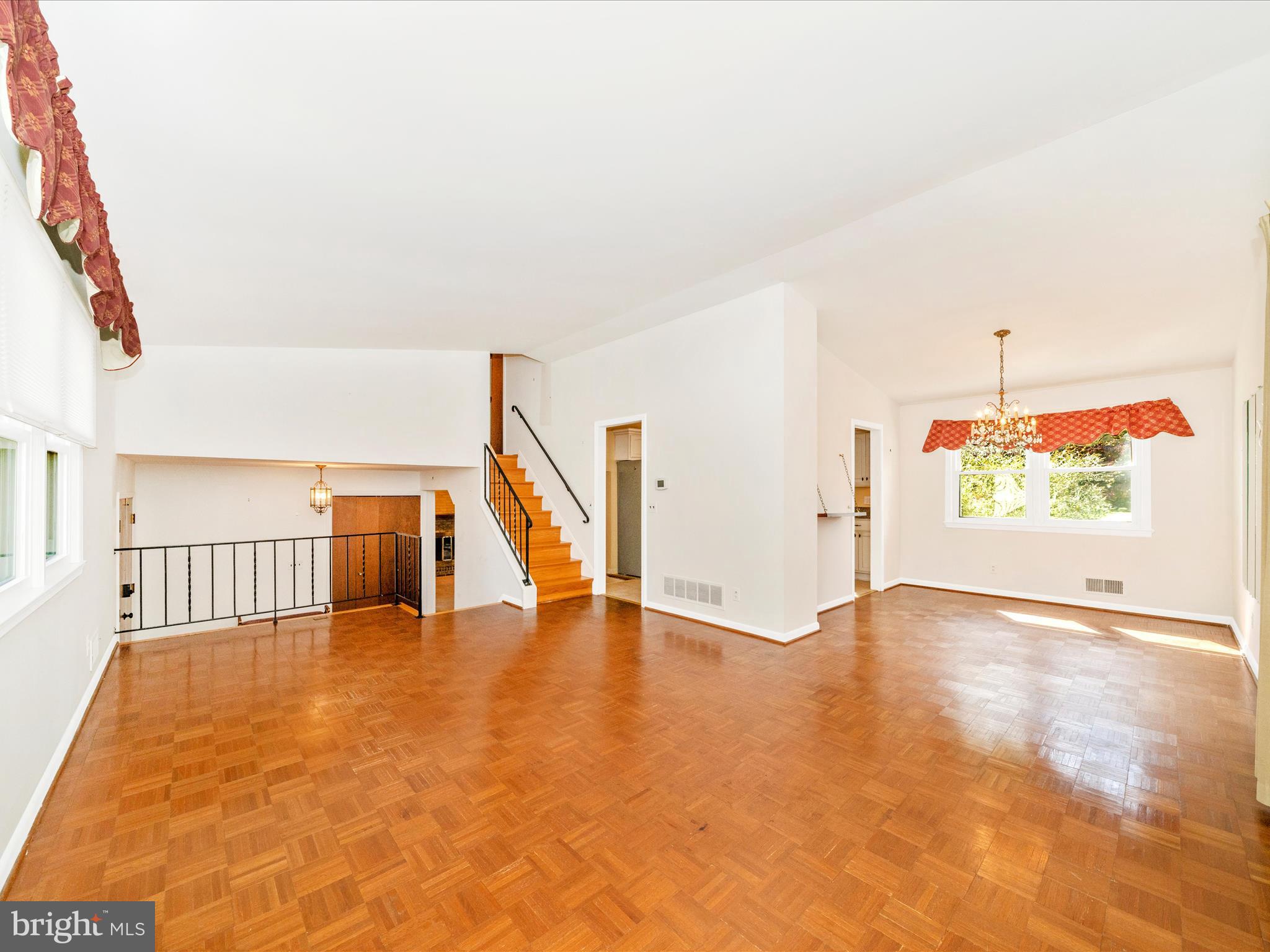 SPRINGDALE - Residential