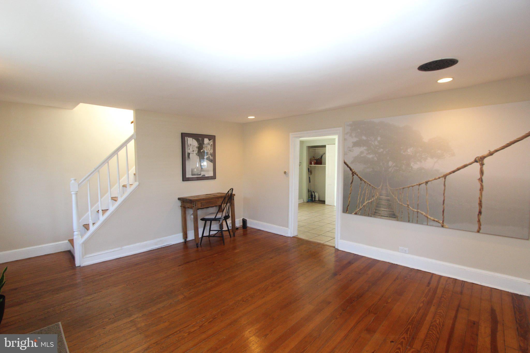 34 ELM STREET
