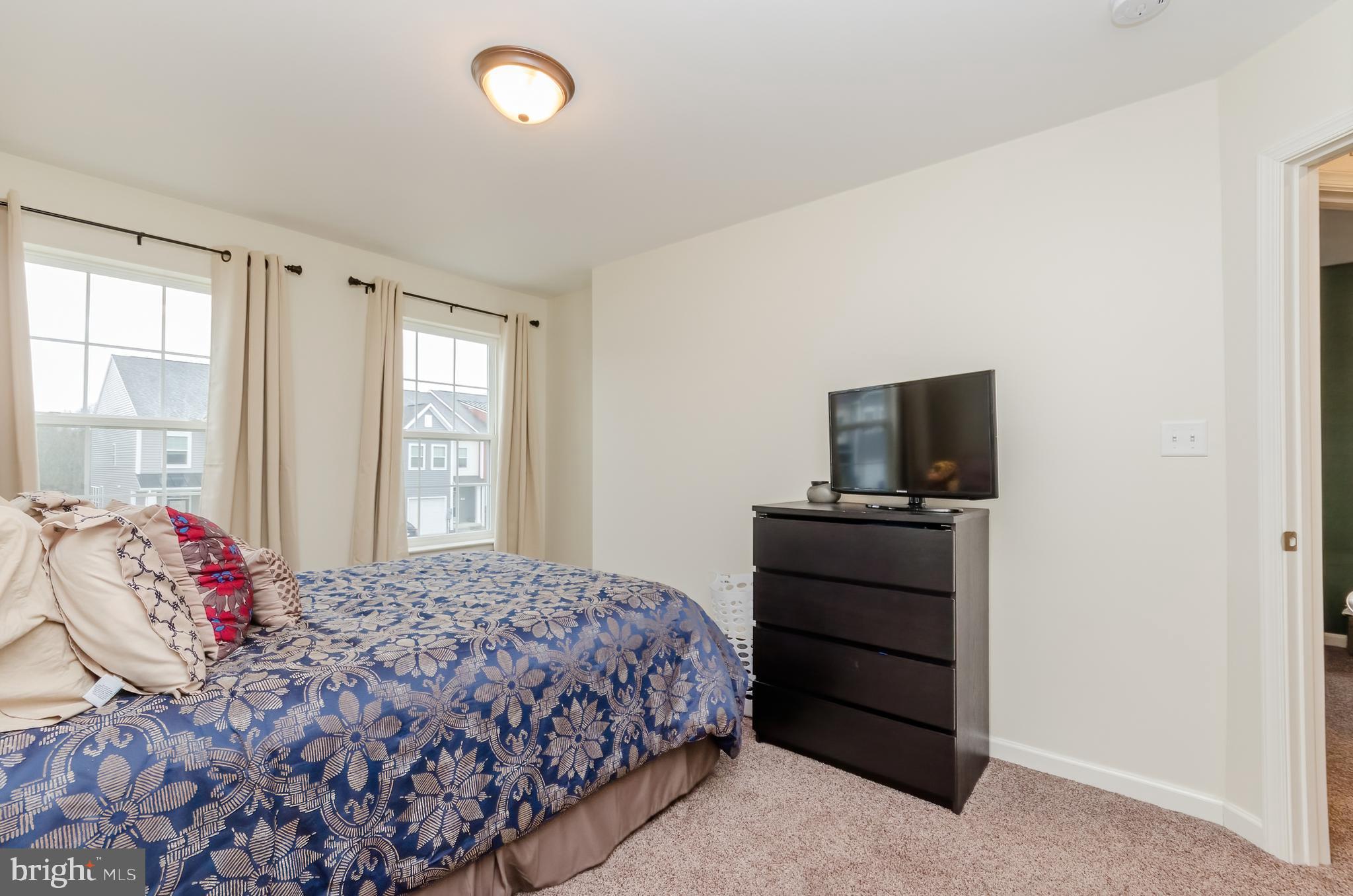 MCCAULEY CROSSING - Residential