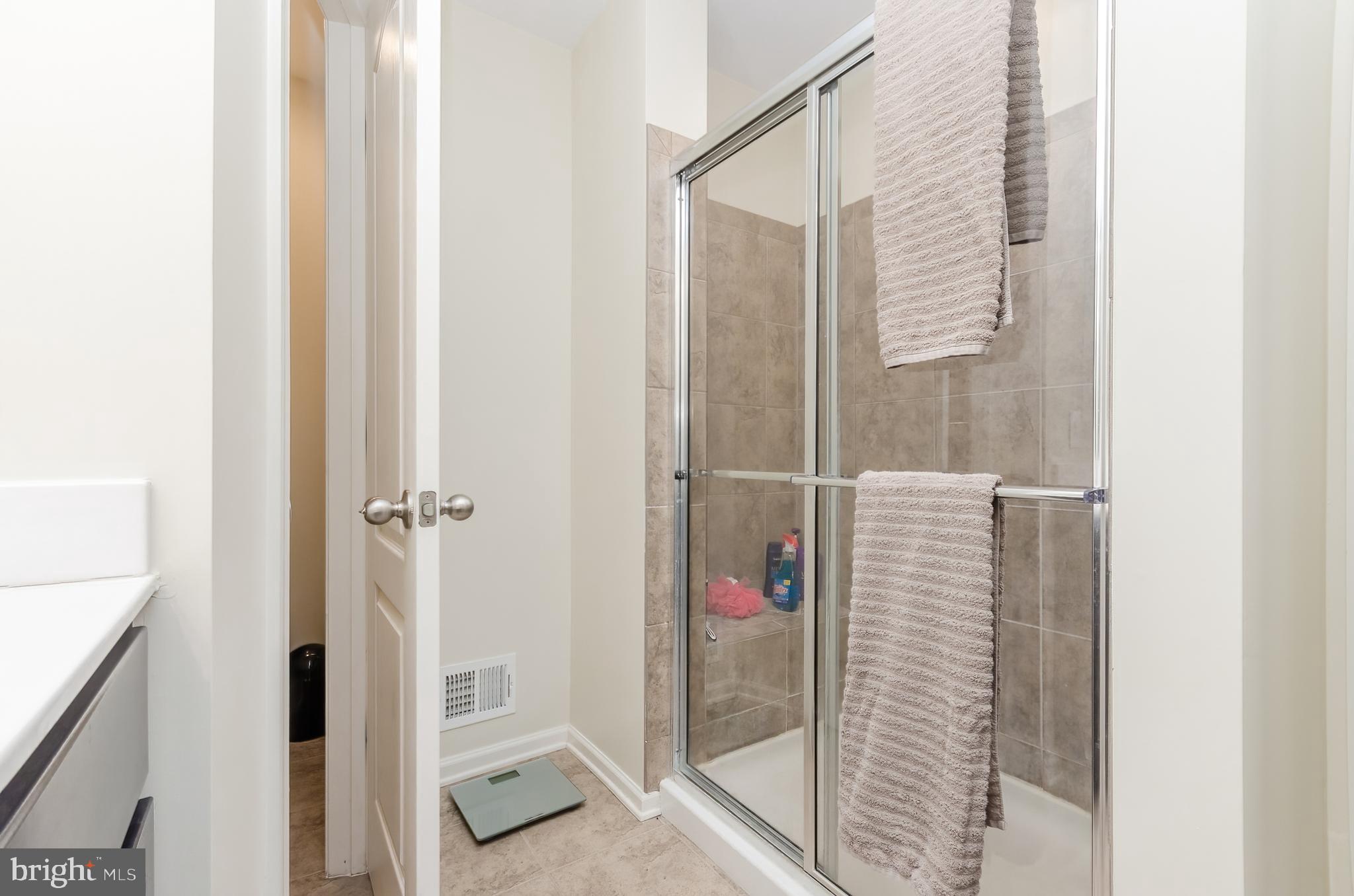 MCCAULEY CROSSING - Residential