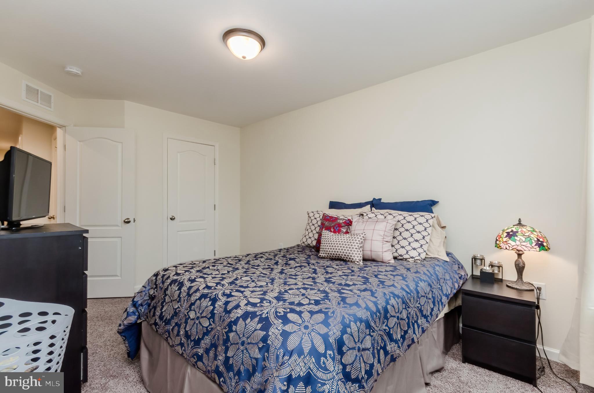 MCCAULEY CROSSING - Residential