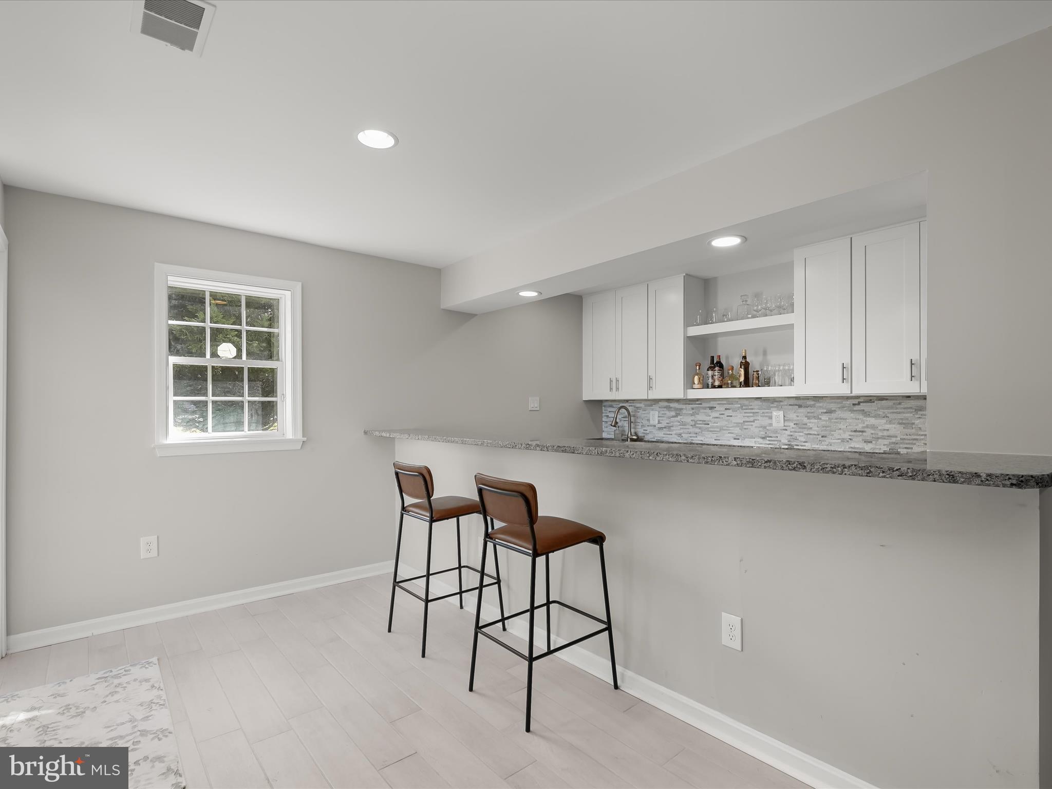 CAMERON CHASE - Residential Lease