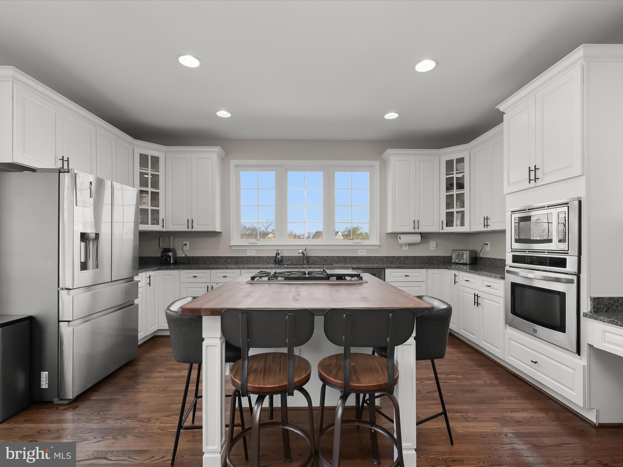 CAMERON CHASE - Residential Lease