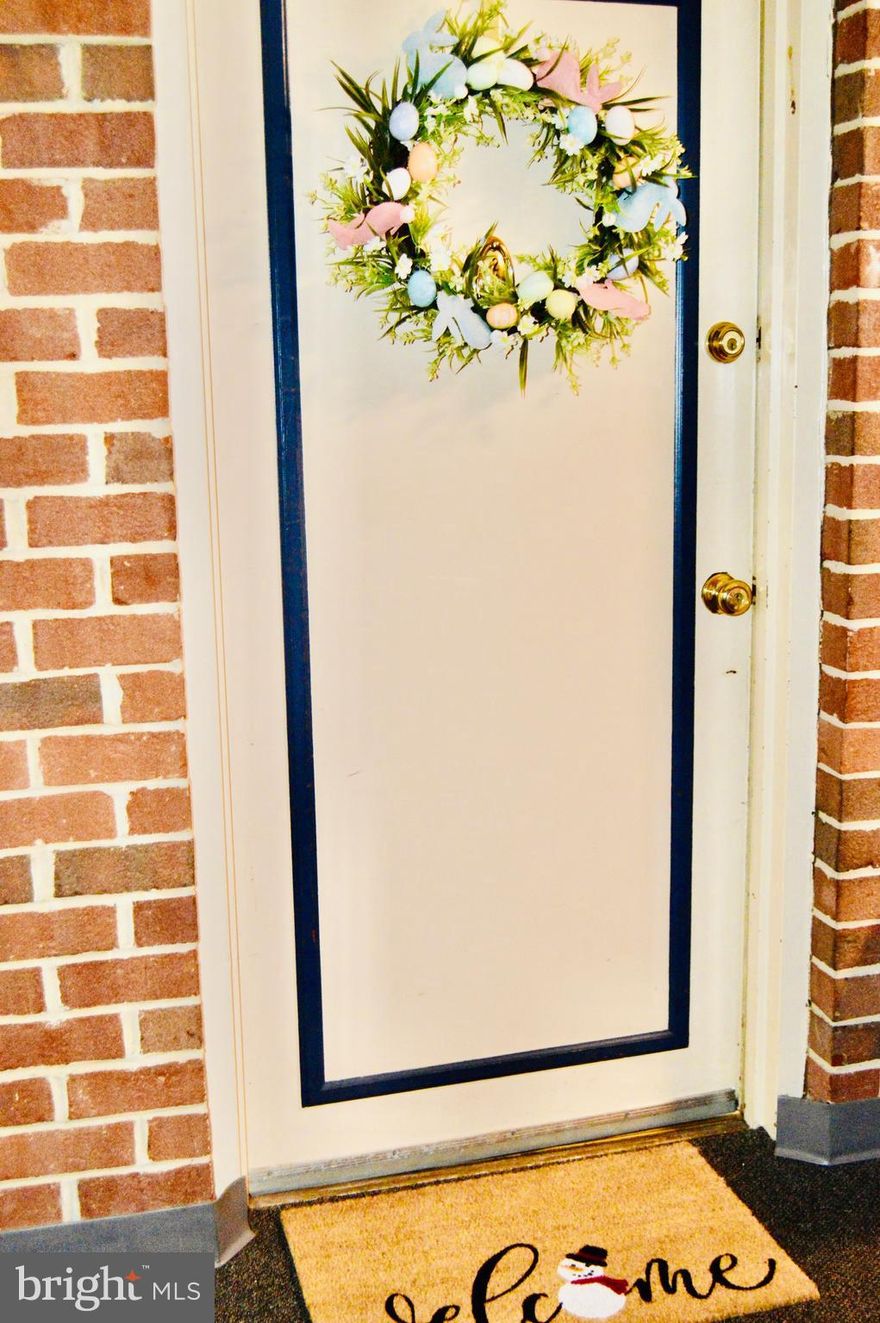 HUD-approved 1-bedroom condo — FHA-eligible — bright, open living/dining with room for a home office and a large balcony for outdoor living. Spacious bedroom with walk-in closet and new carpet, in-unit laundry, full bath, hallway storage, plus extra seasonal storage on the same floor. Modern kitchen with contemporary cabinets, breakfast bar, gas range, and dishwasher. 
Back on market after repairs. Documentation available upon request. Home is ready for its next owner with improved safety and peace of mind.
Convenient to shopping, dining, and transit, with a community pool just steps away; water included in the condo fee and assigned parking. Ready to see it in person? Contact me to schedule a showing.